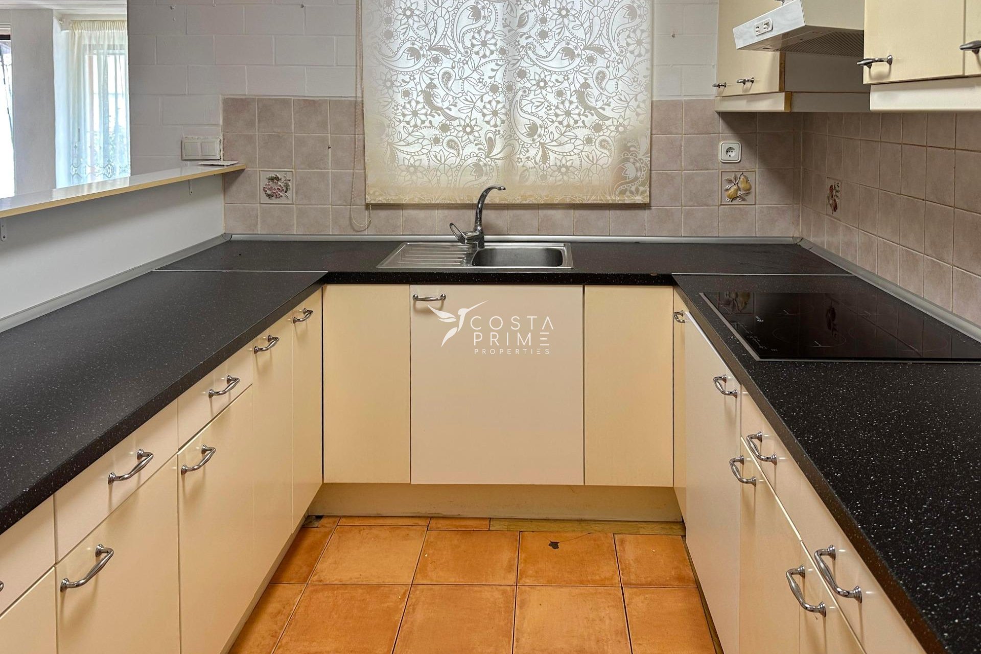 Resale - Townhouse / Semi - La Nucía