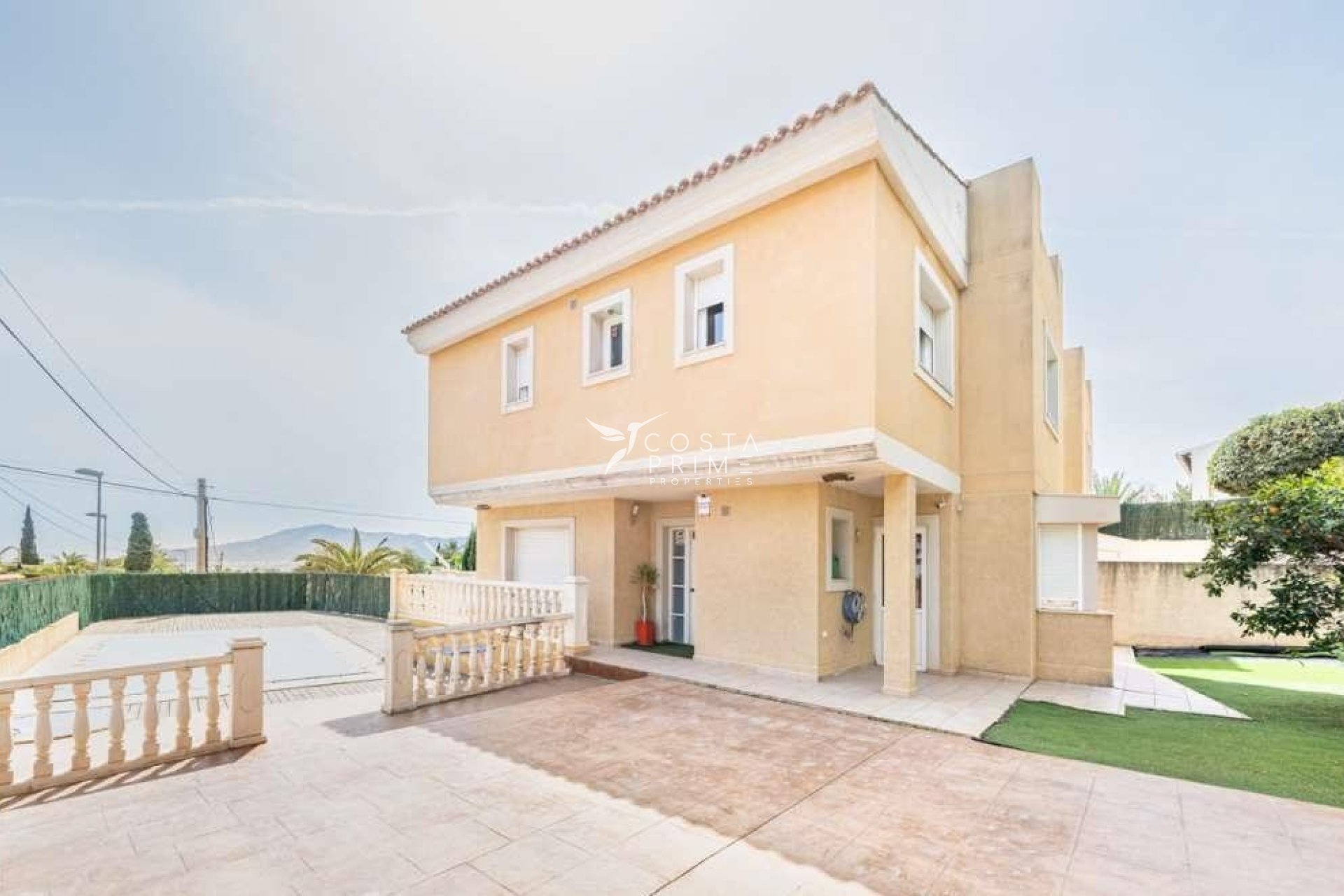 Resale - Townhouse / Semi - La Nucía