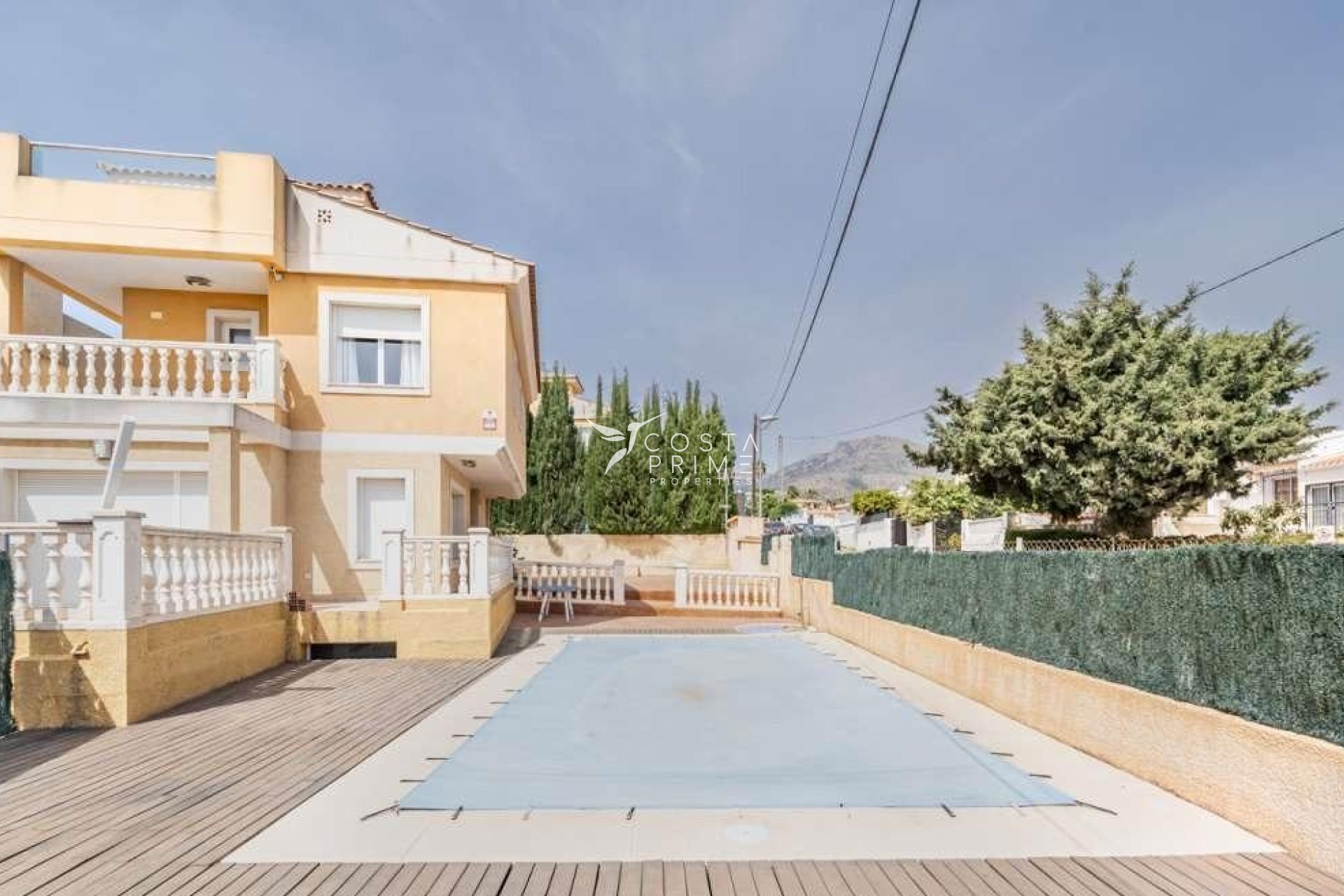 Resale - Townhouse / Semi - La Nucía
