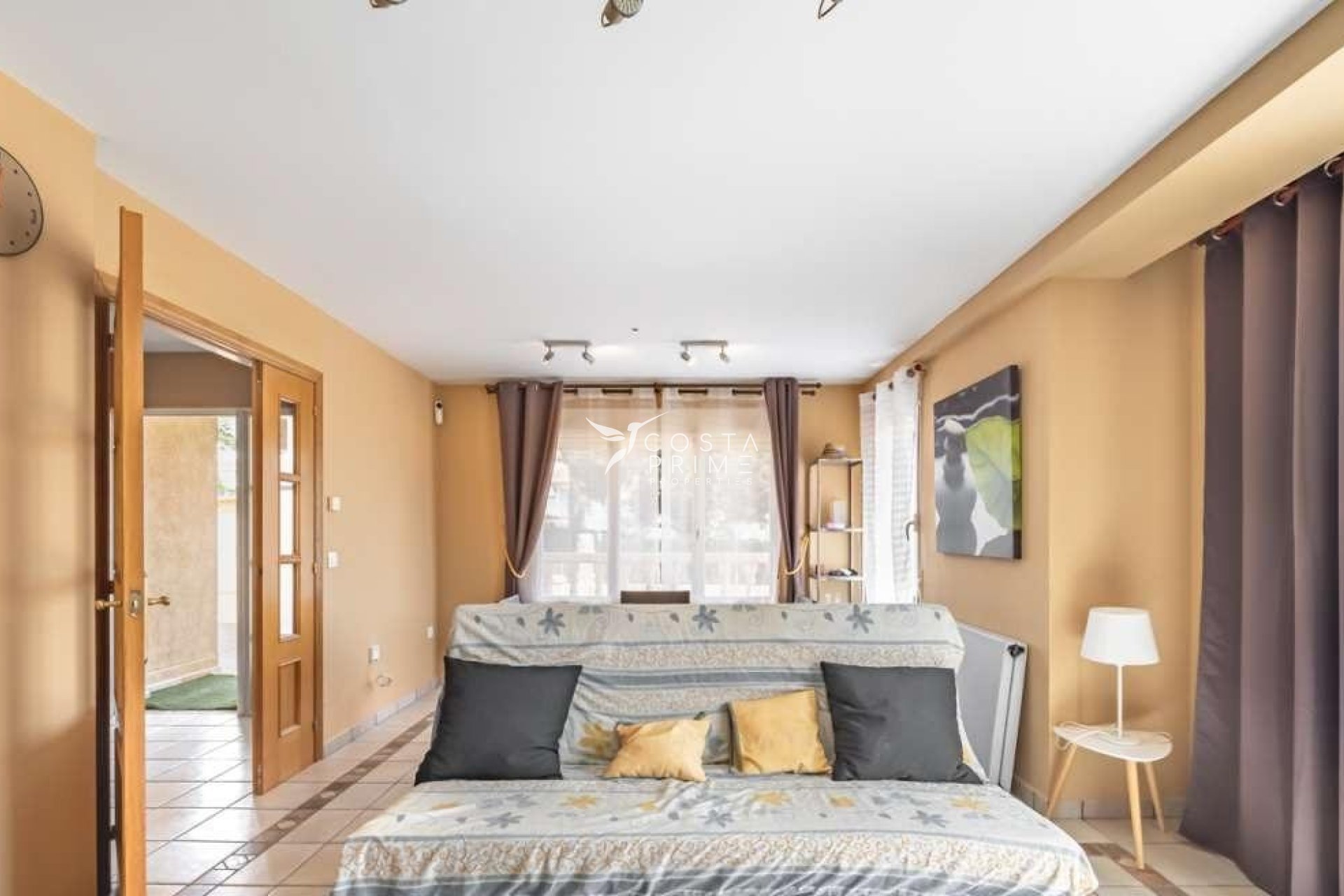 Resale - Townhouse / Semi - La Nucía