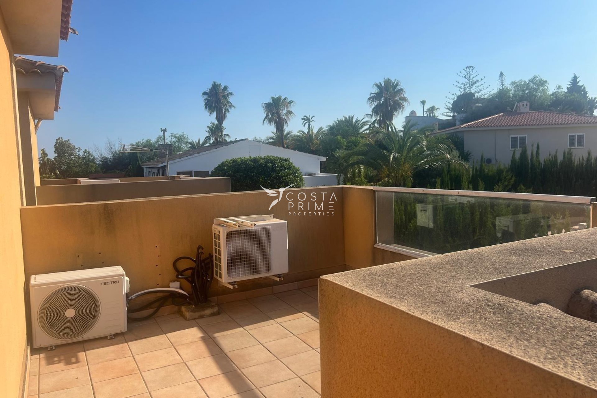 Resale - Townhouse / Semi - La Nucía