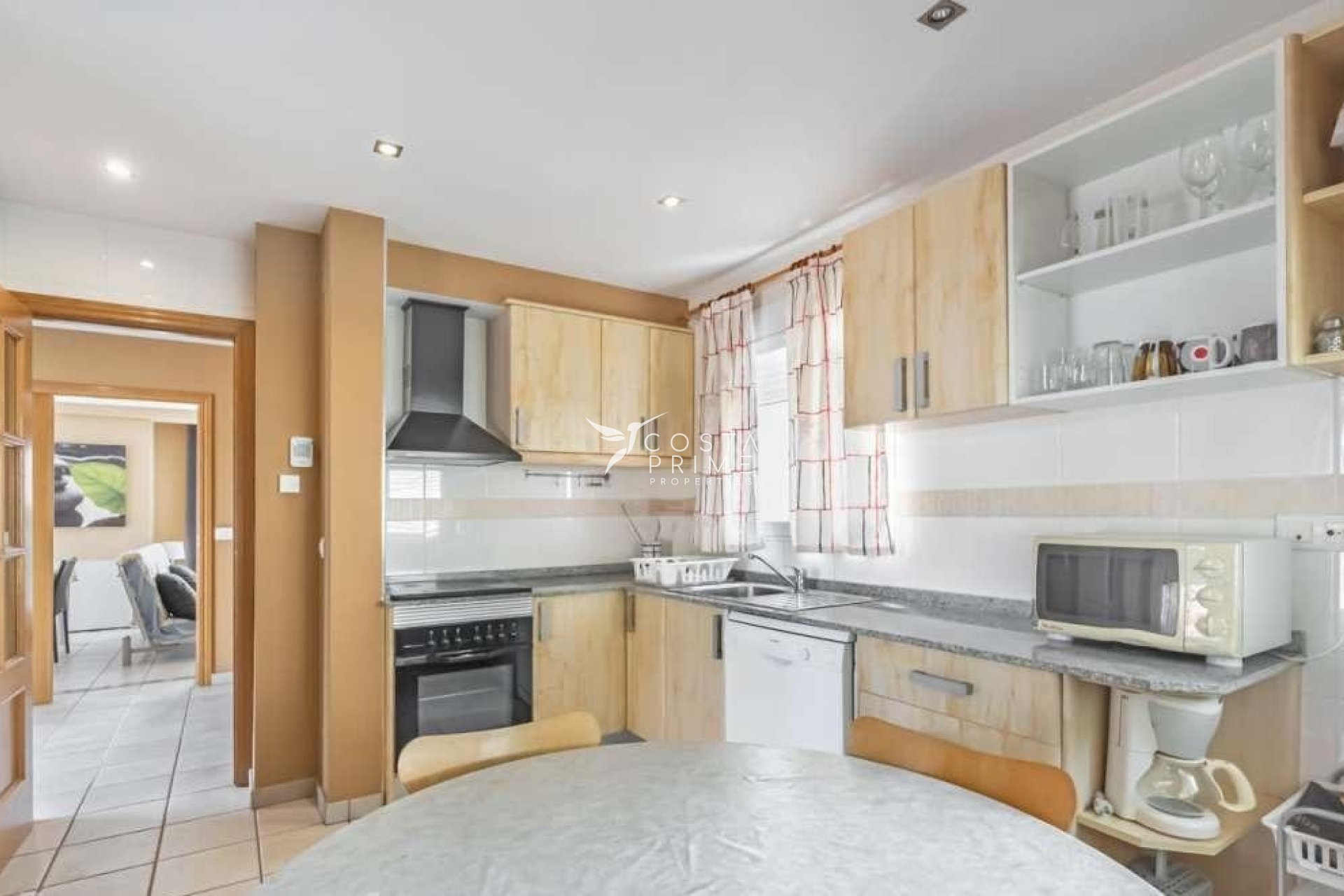 Resale - Townhouse / Semi - La Nucía