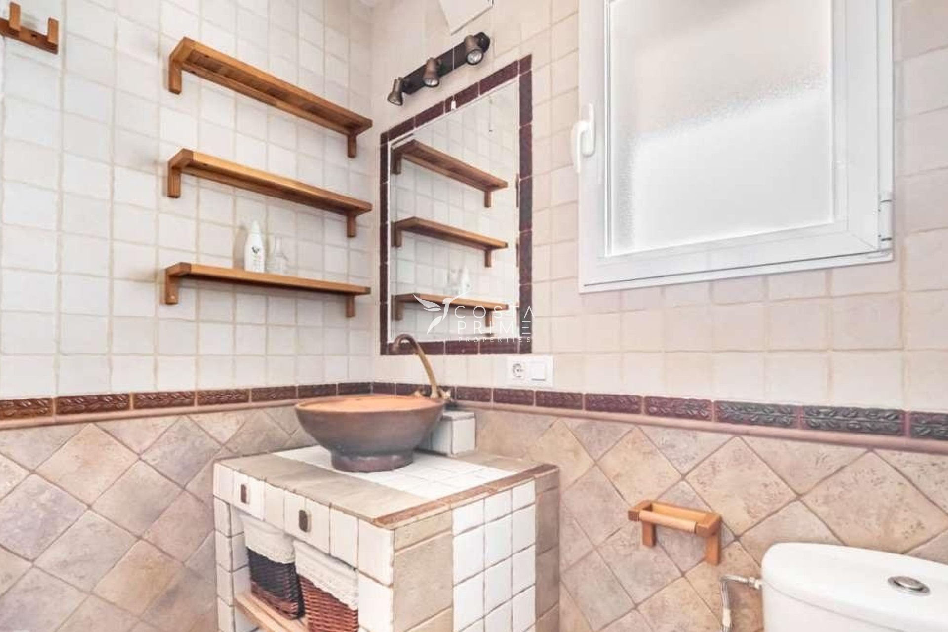 Resale - Townhouse / Semi - La Nucía