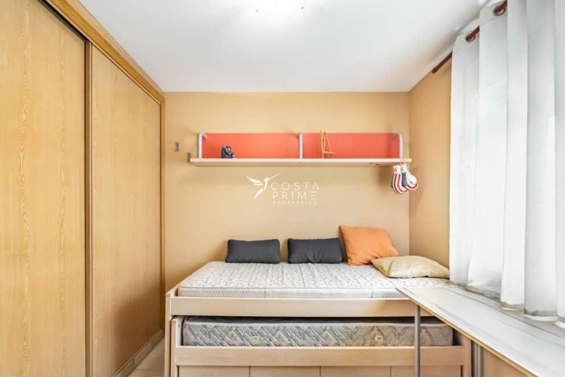 Resale - Townhouse / Semi - La Nucía
