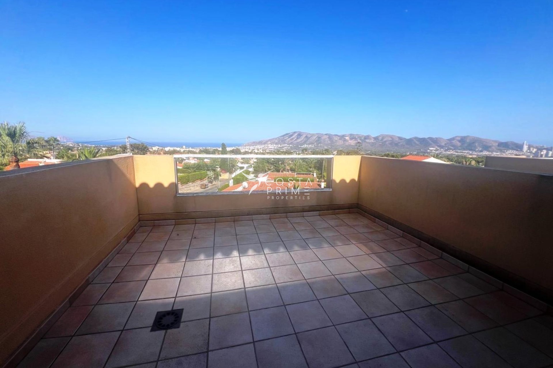 Resale - Townhouse / Semi - La Nucía