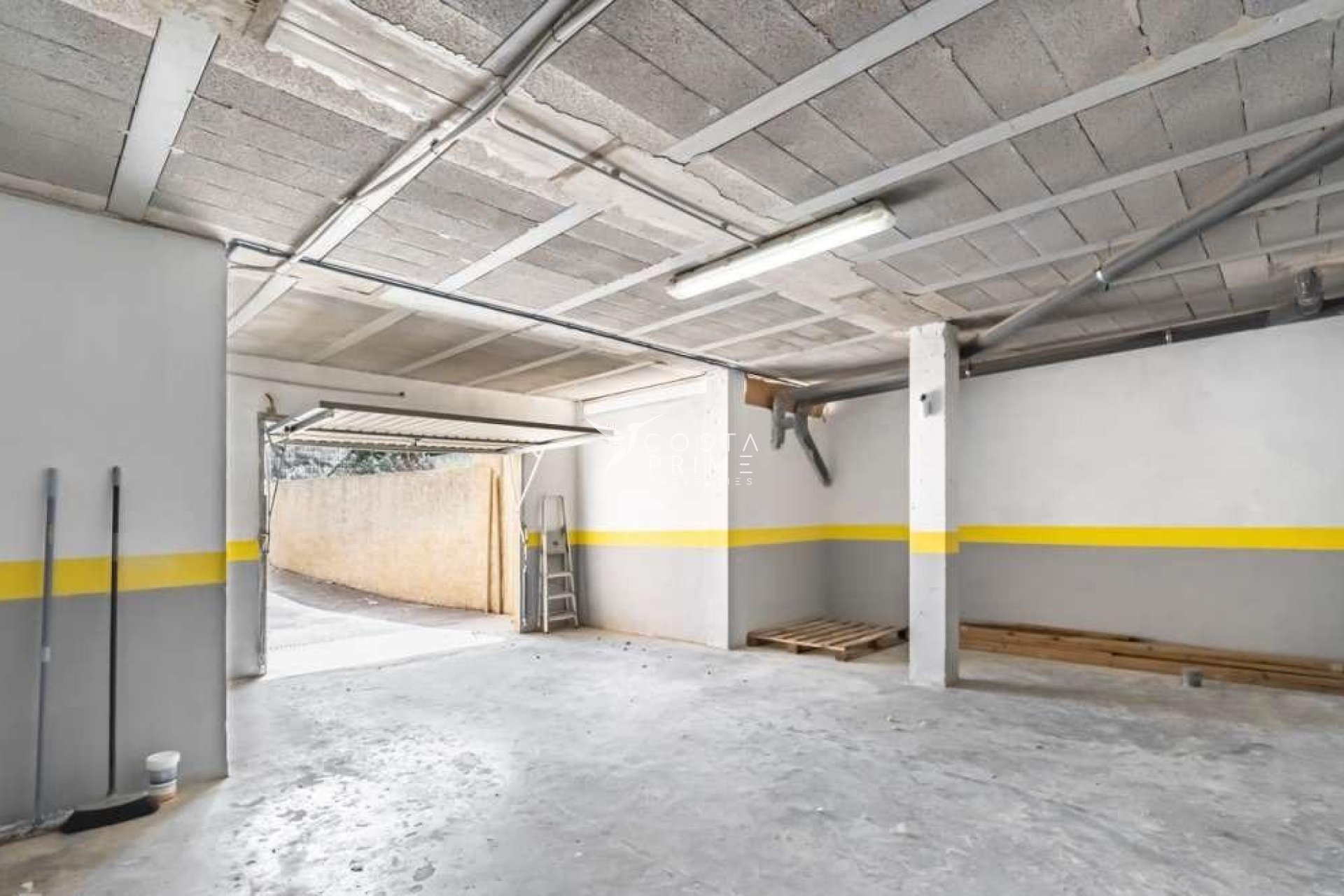 Resale - Townhouse / Semi - La Nucía