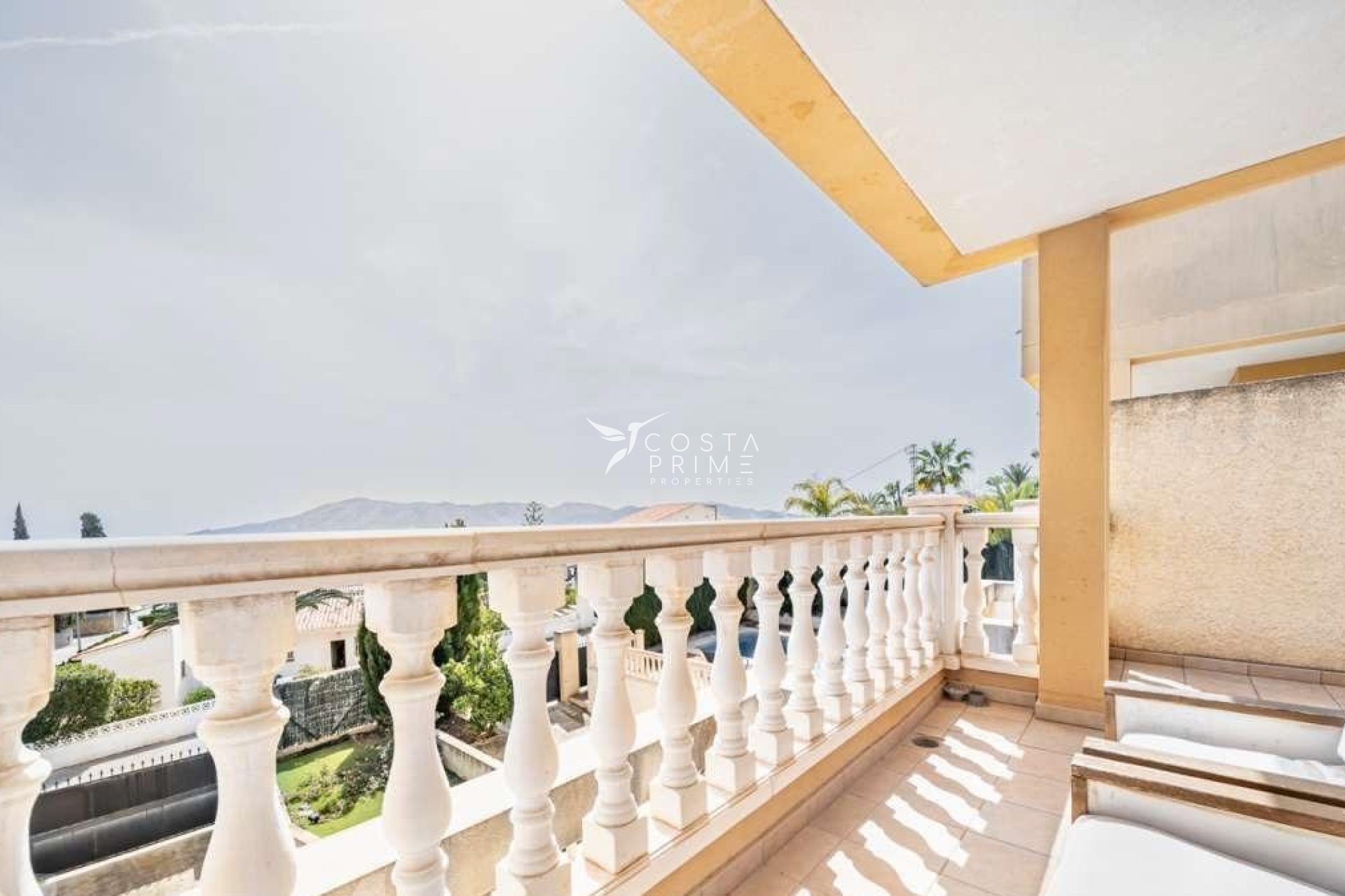 Resale - Townhouse / Semi - La Nucía