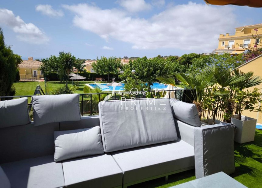 Resale - Townhouse / Semi - La Nucía