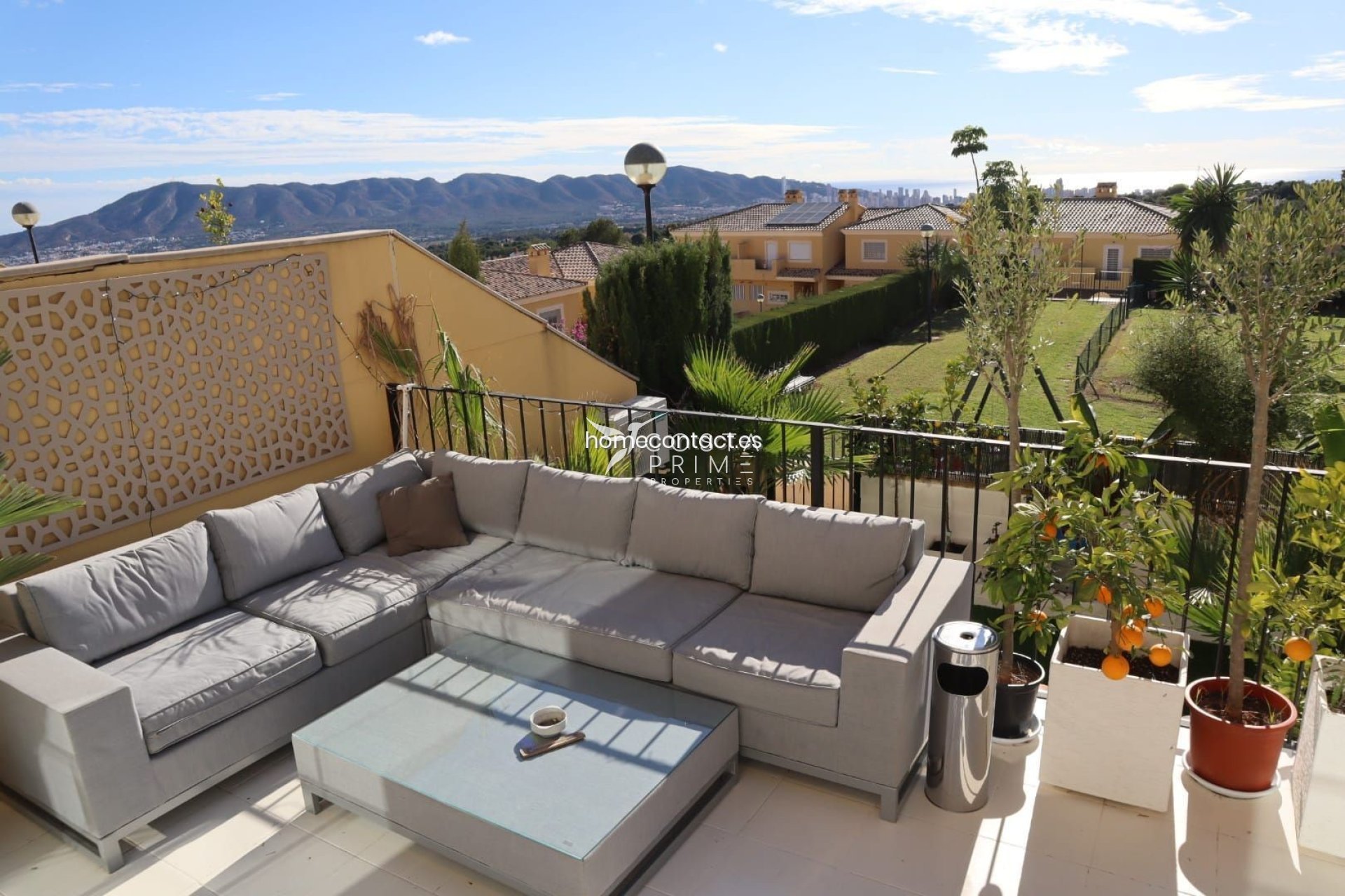 Resale - Townhouse / Semi - La Nucía