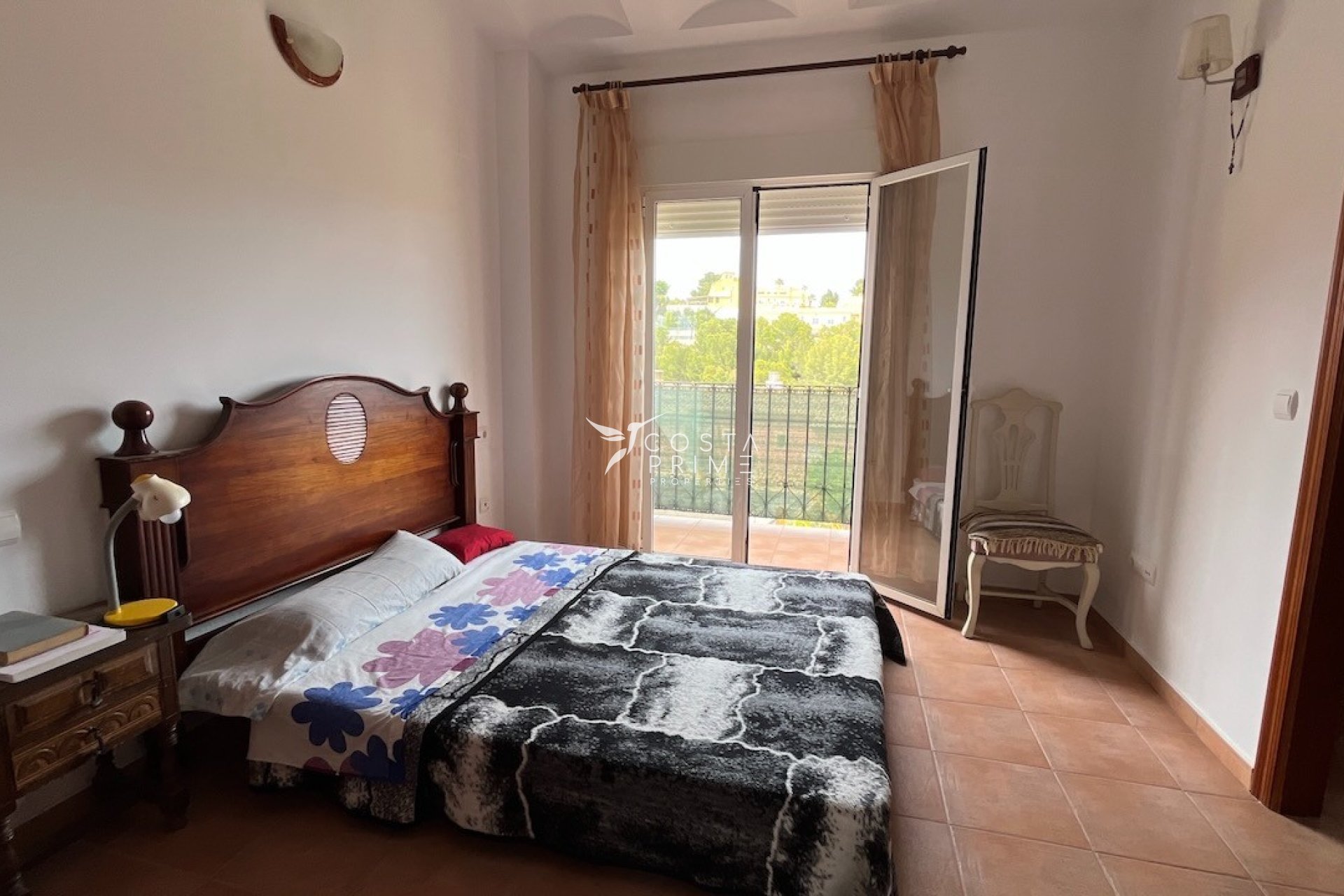 Resale - Townhouse / Semi - La Nucía