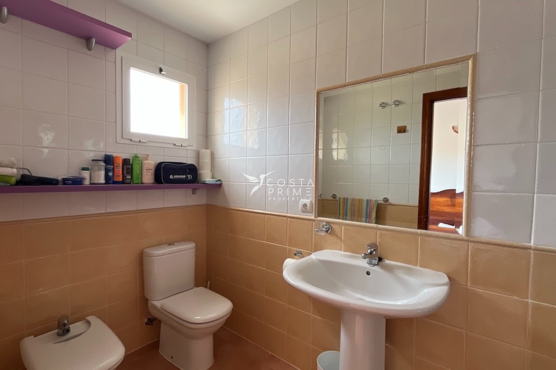 Resale - Townhouse / Semi - La Nucía