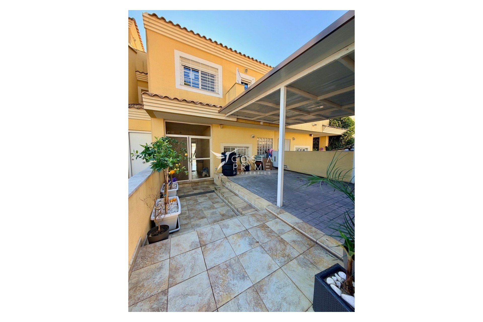 Resale - Townhouse / Semi - La Nucía