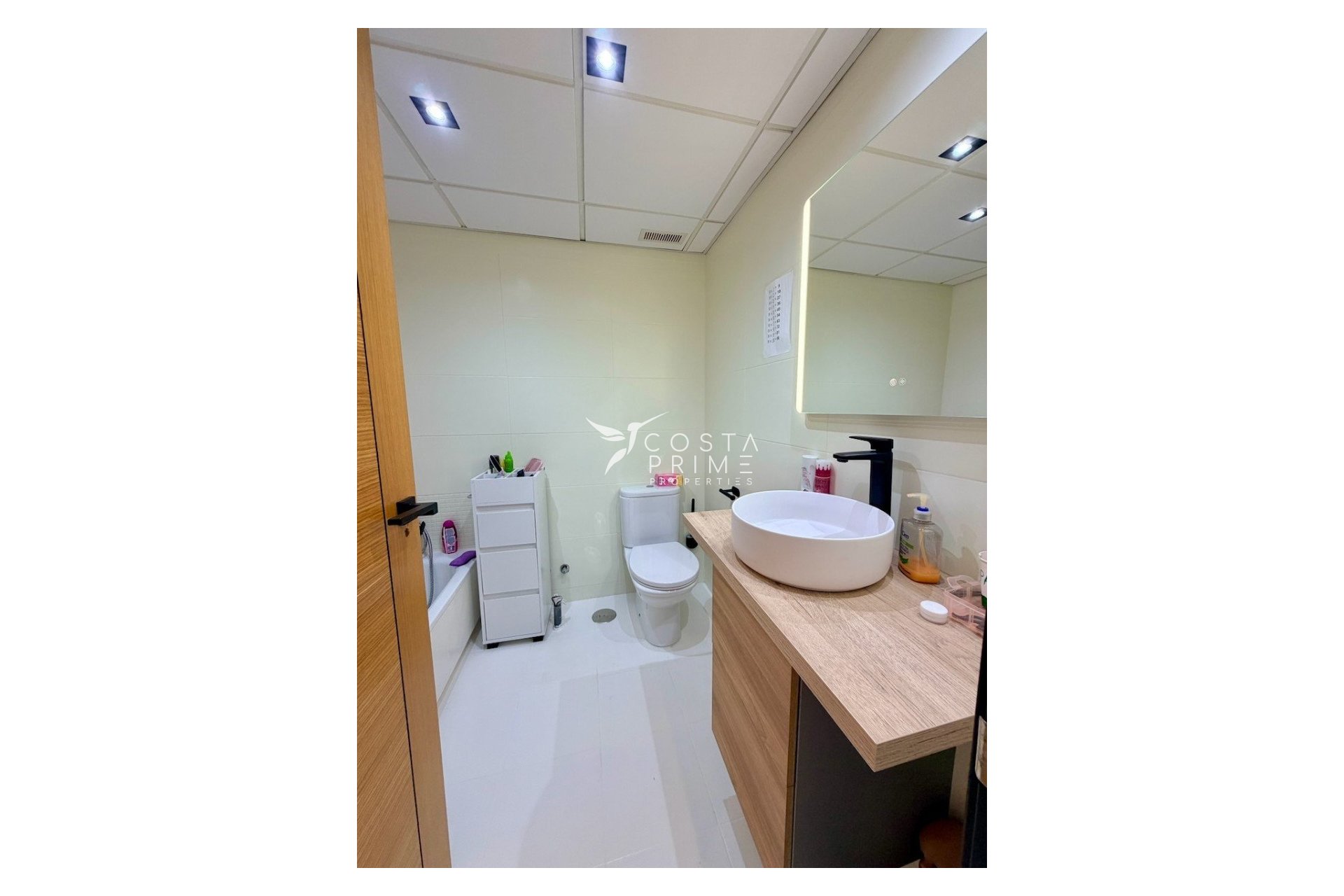 Resale - Townhouse / Semi - La Nucía