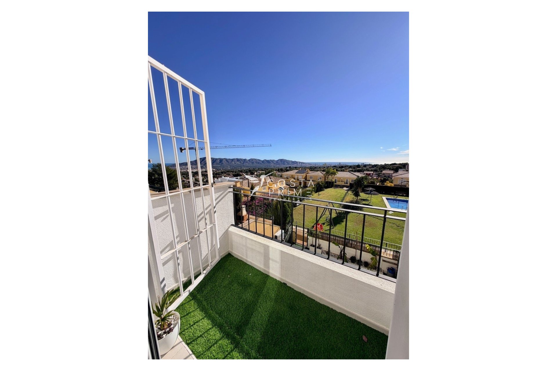 Resale - Townhouse / Semi - La Nucía