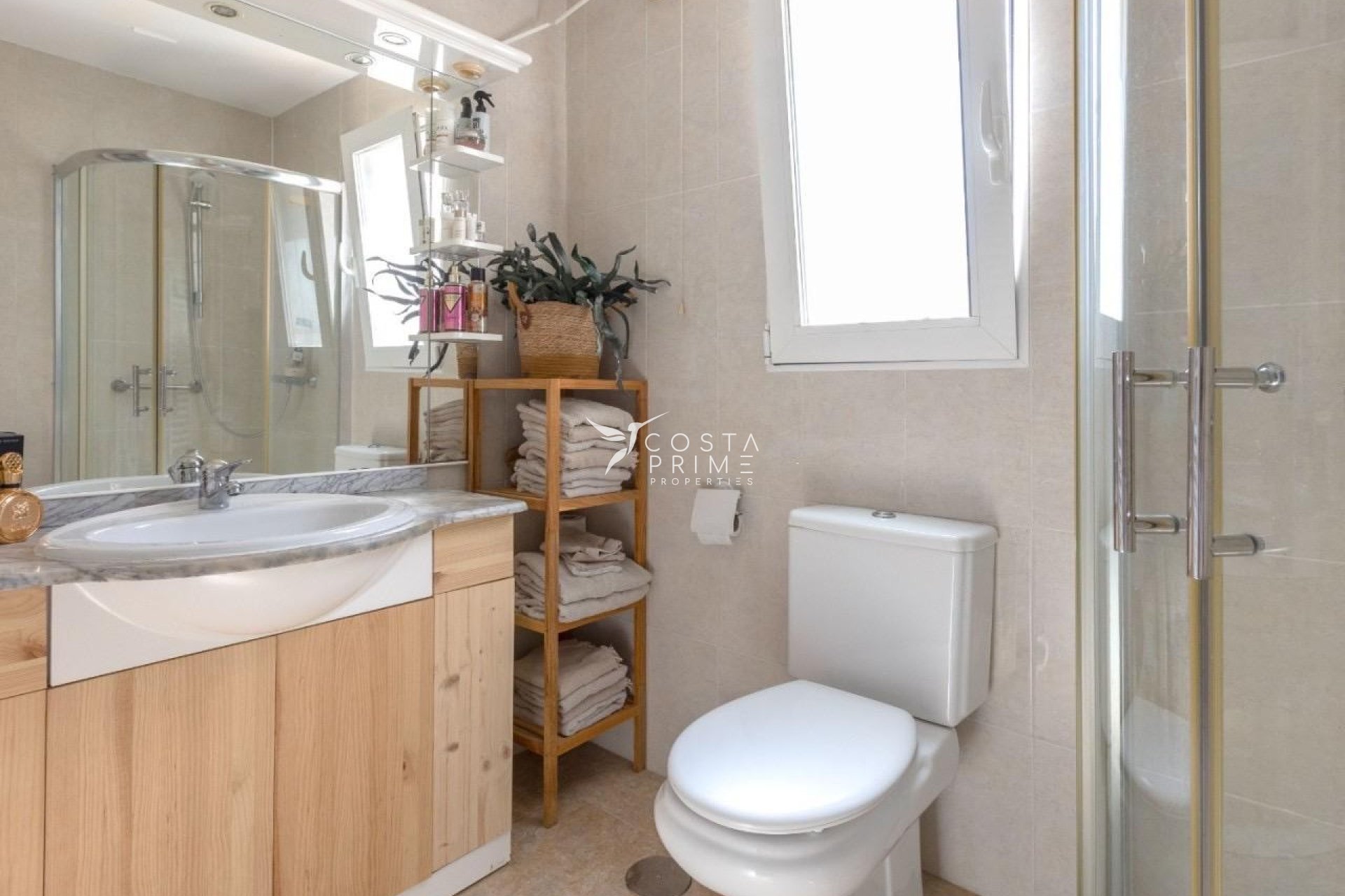 Resale - Townhouse / Semi - La Nucía