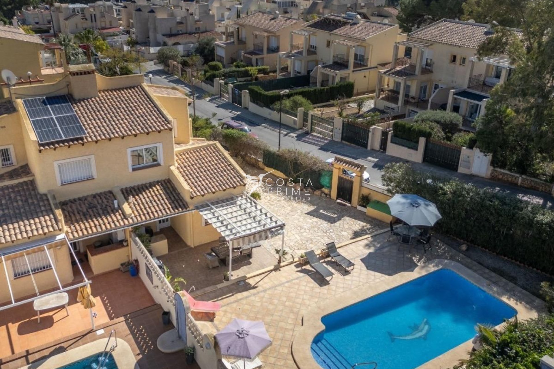 Resale - Townhouse / Semi - La Nucía