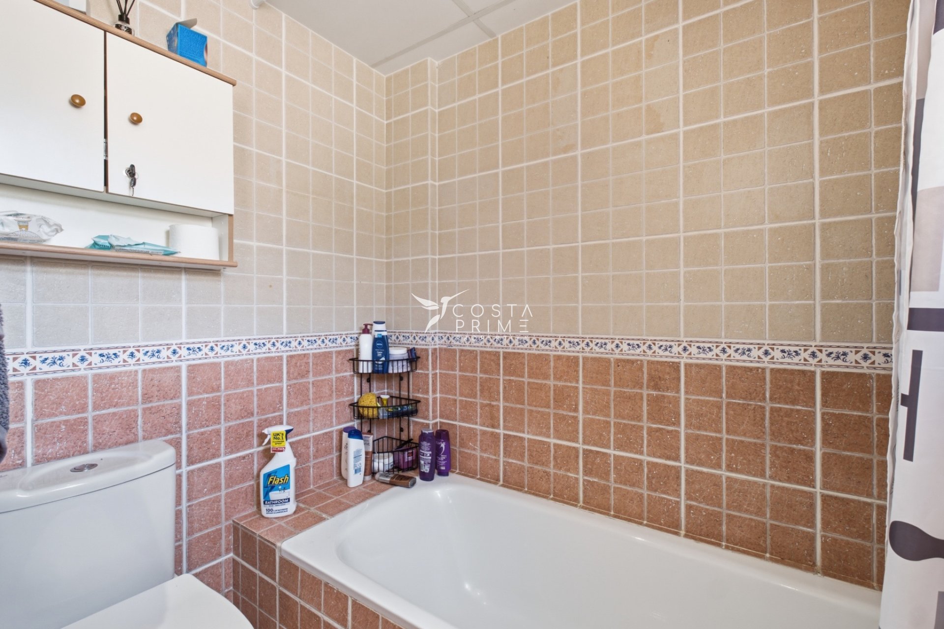Resale - Townhouse / Semi - La Nucía