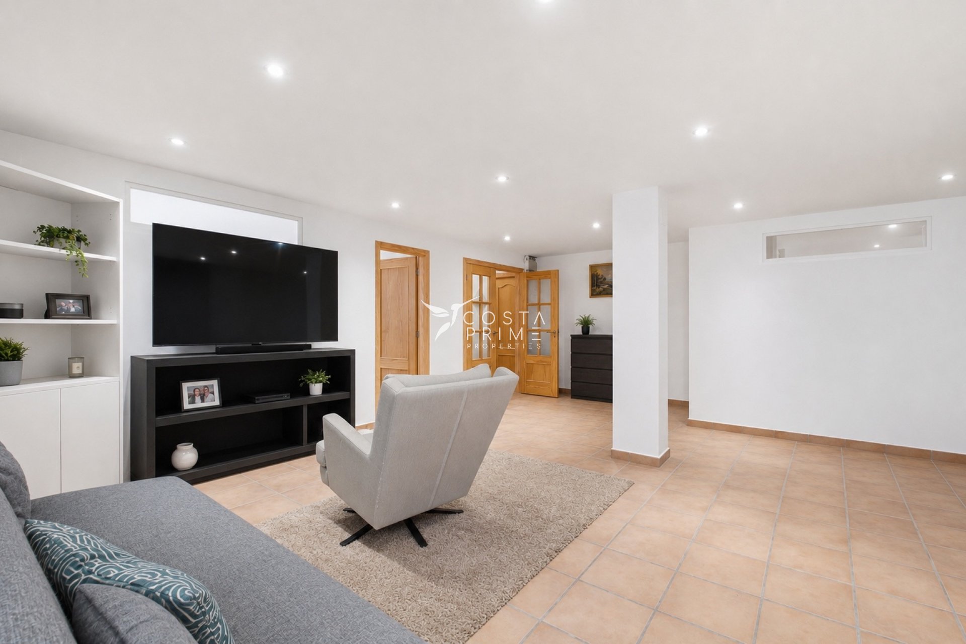 Resale - Townhouse / Semi - La Nucía