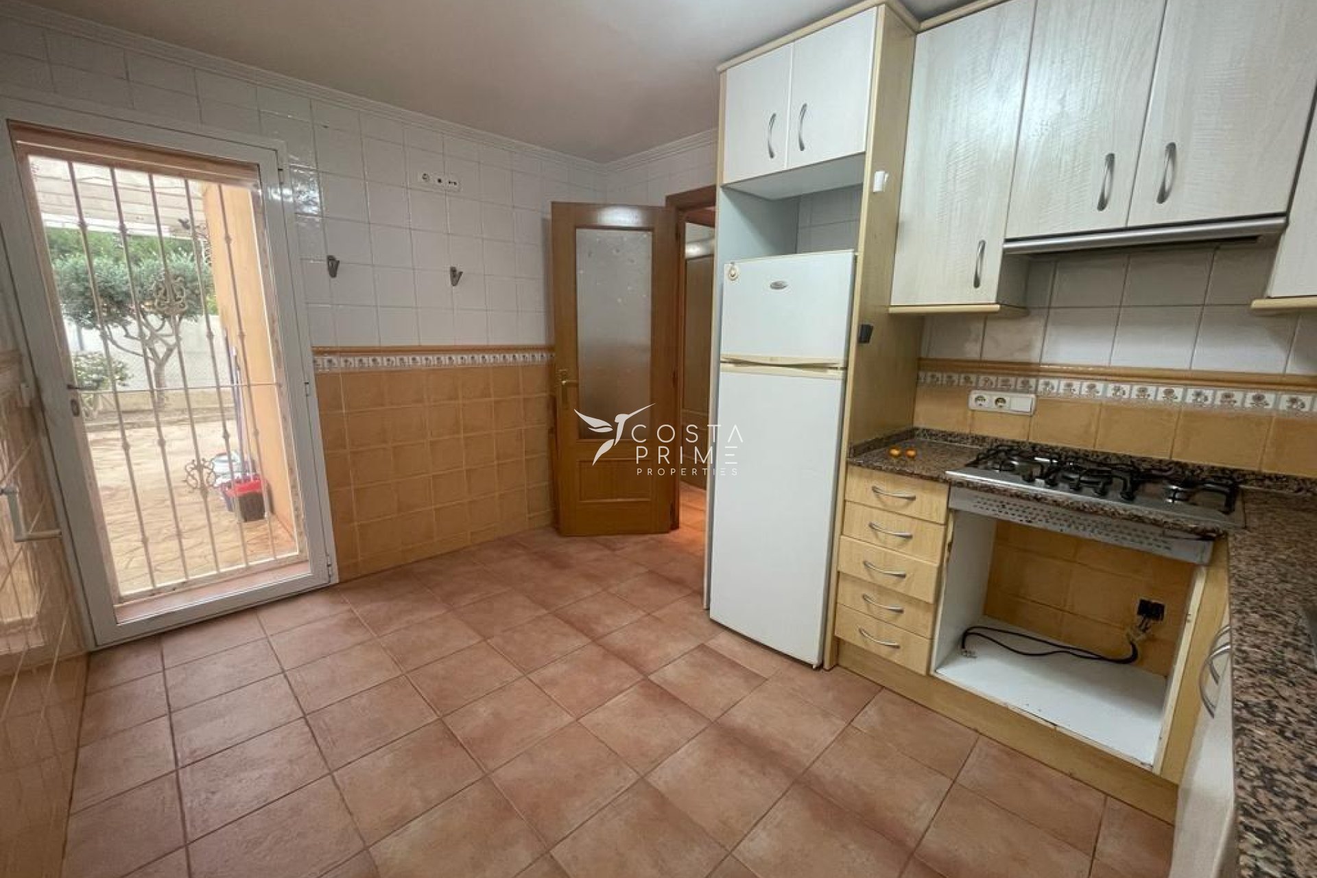 Resale - Townhouse / Semi - La Nucía