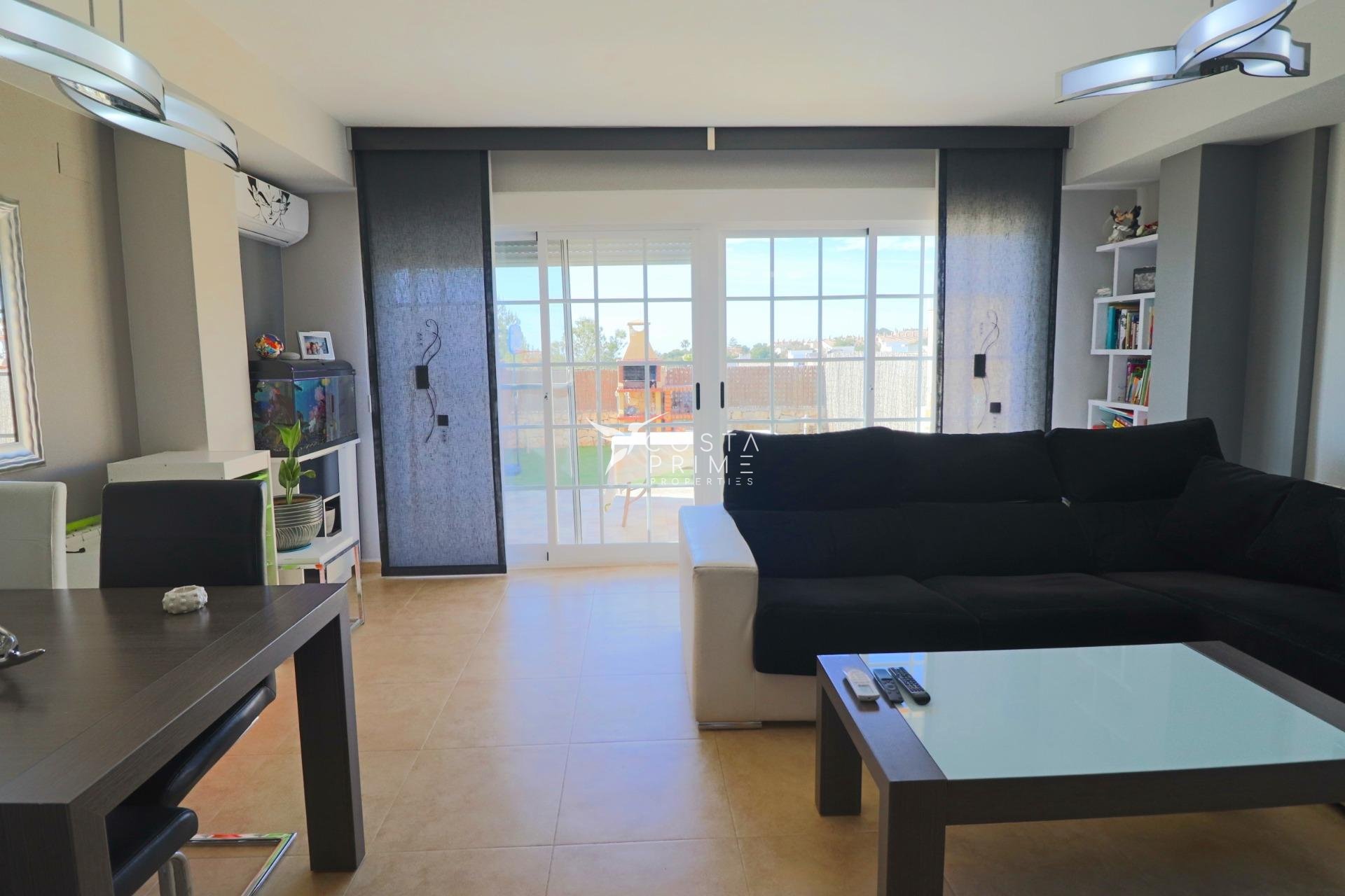 Resale - Townhouse / Semi - La Nucía