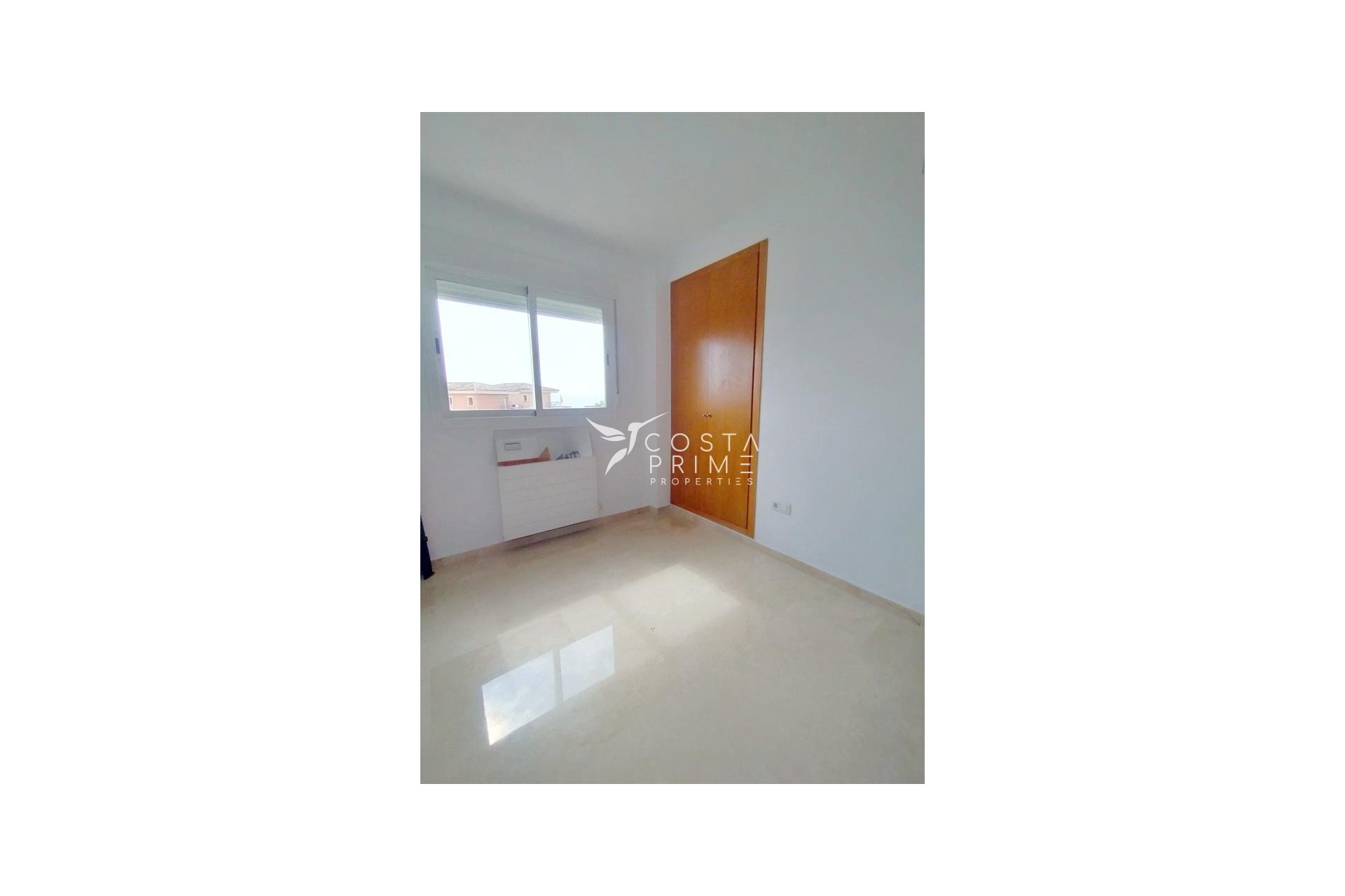 Resale - Townhouse / Semi - La Nucía