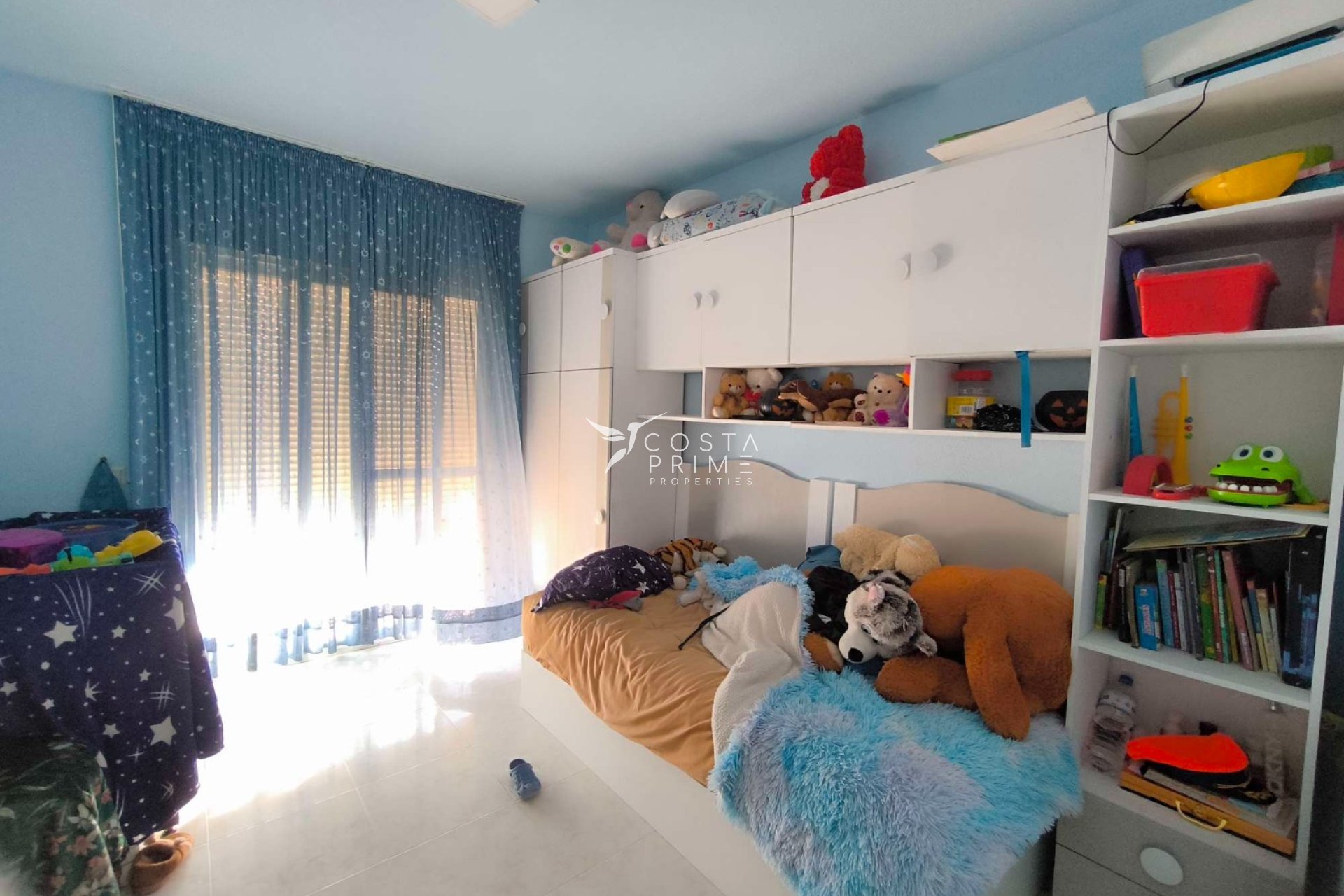 Resale - Townhouse / Semi - La Nucía