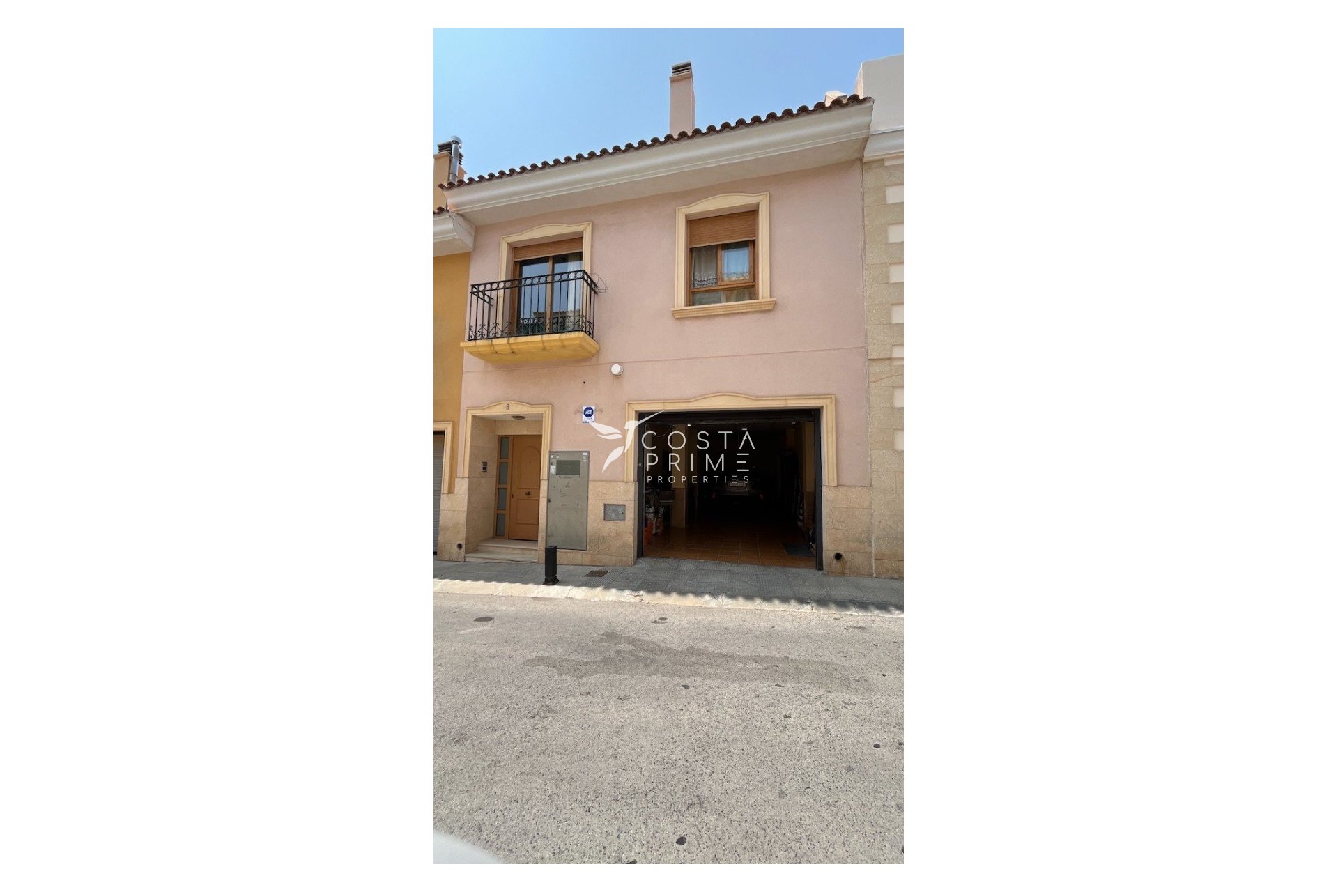 Resale - Townhouse / Semi - La Nucía