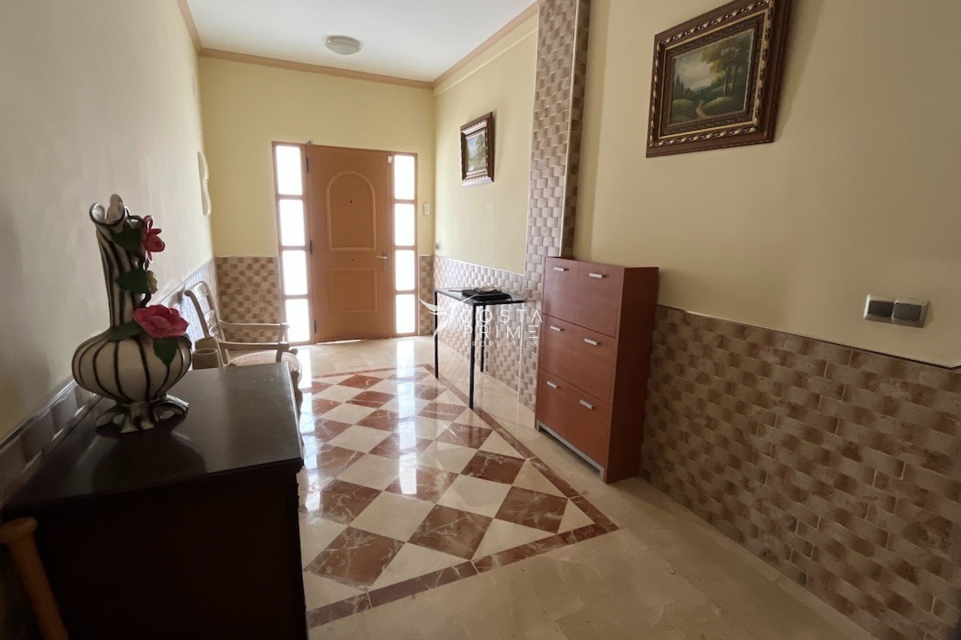 Resale - Townhouse / Semi - La Nucía