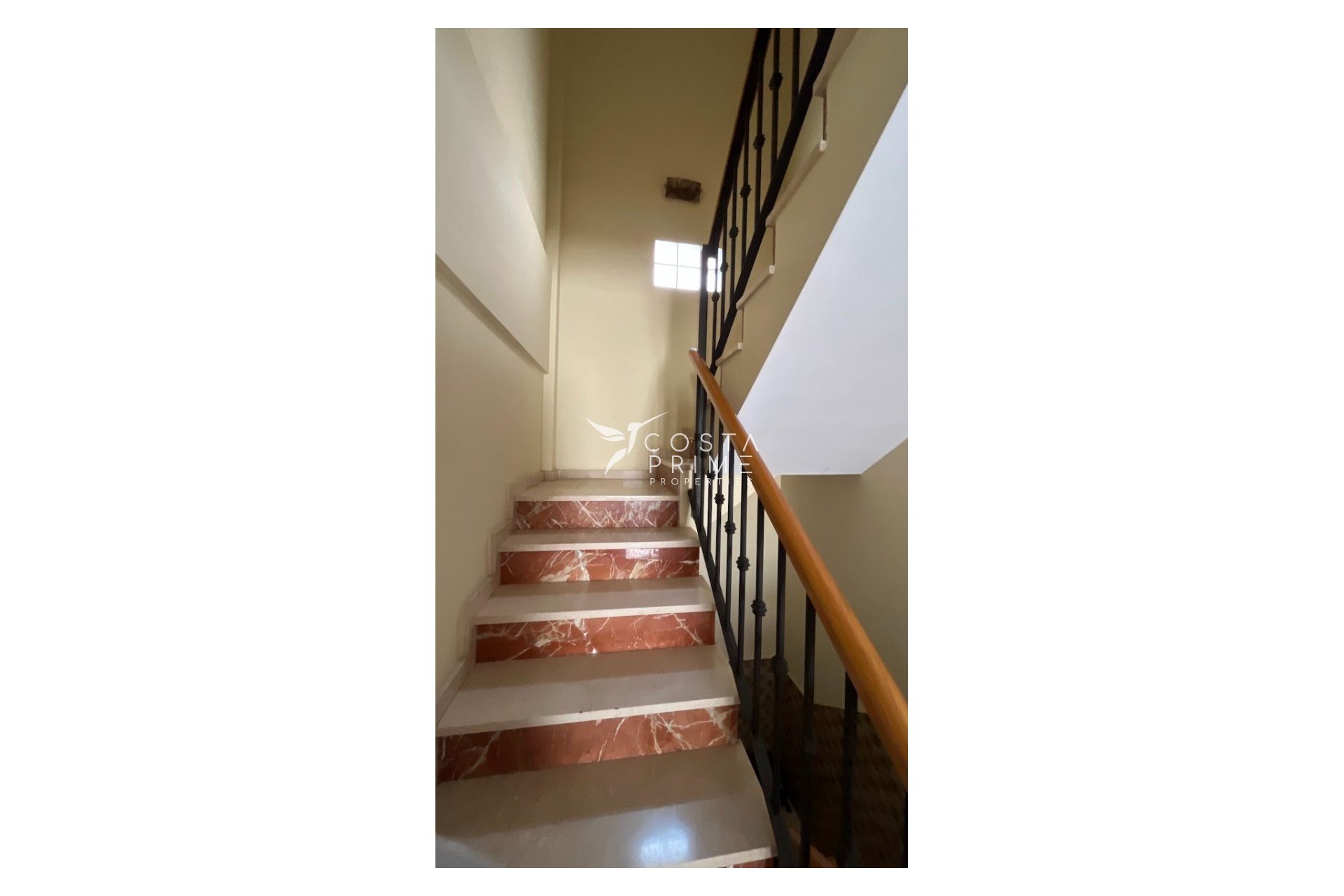 Resale - Townhouse / Semi - La Nucía