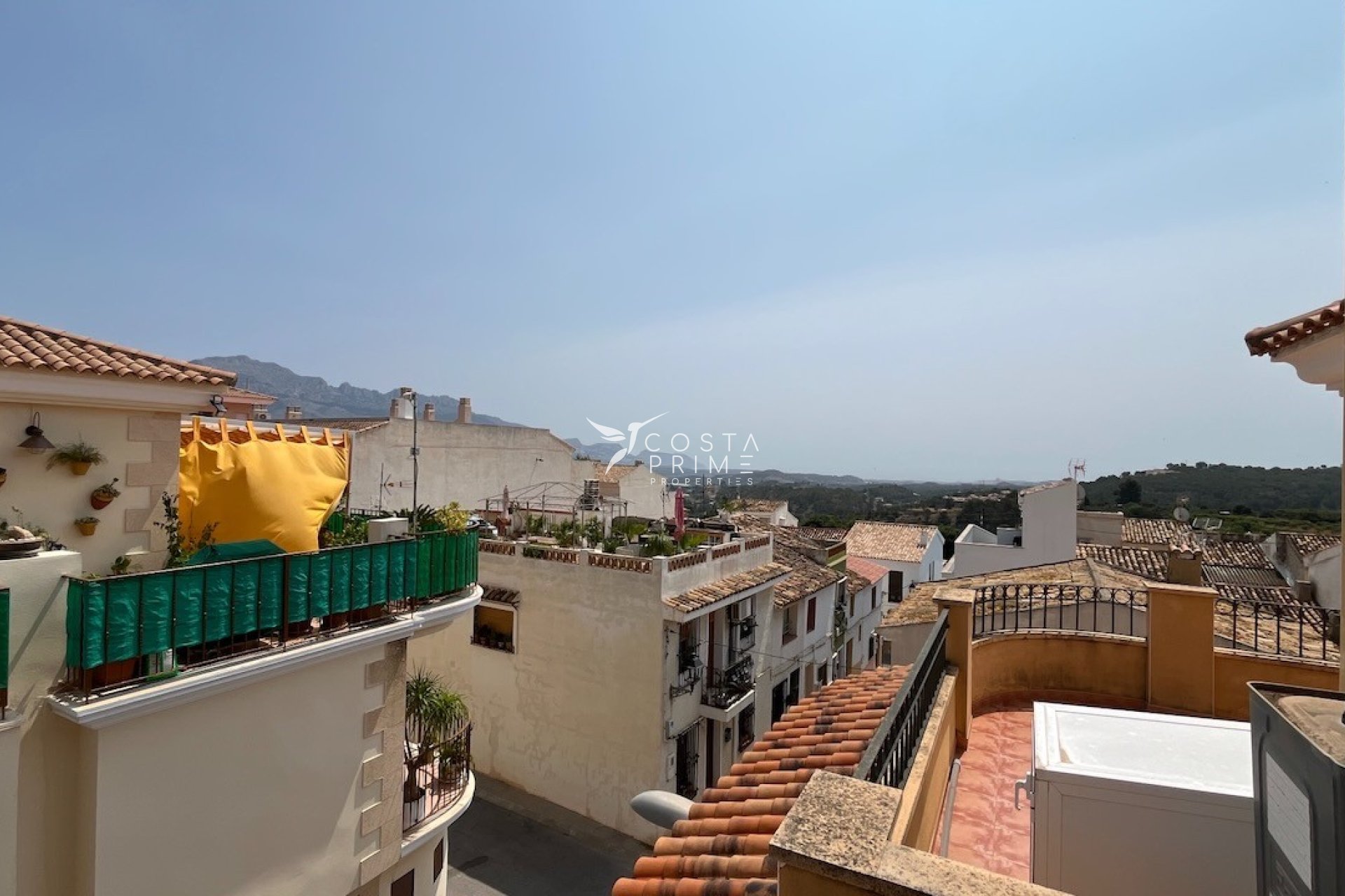 Resale - Townhouse / Semi - La Nucía