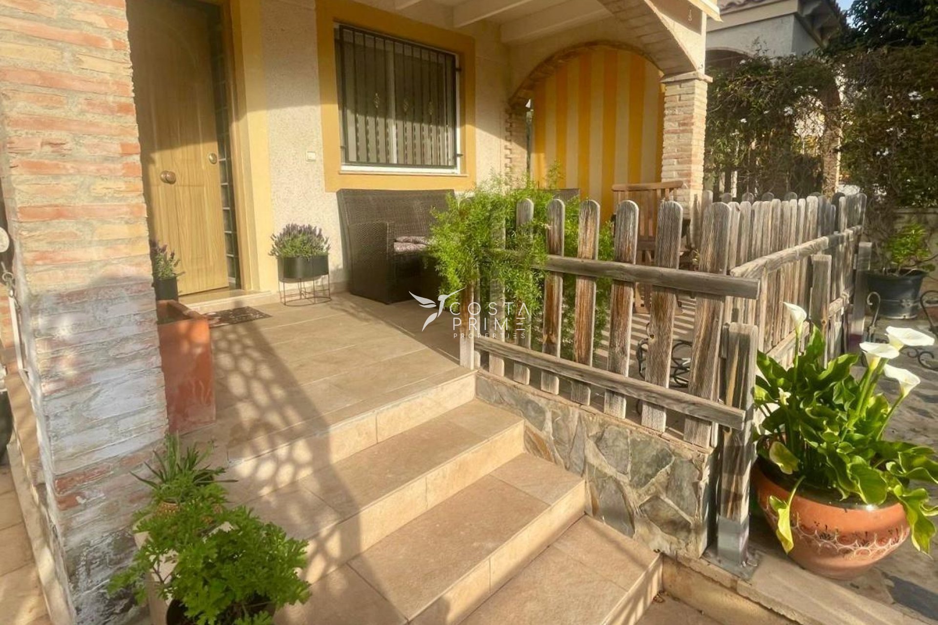 Resale - Townhouse / Semi - Polop