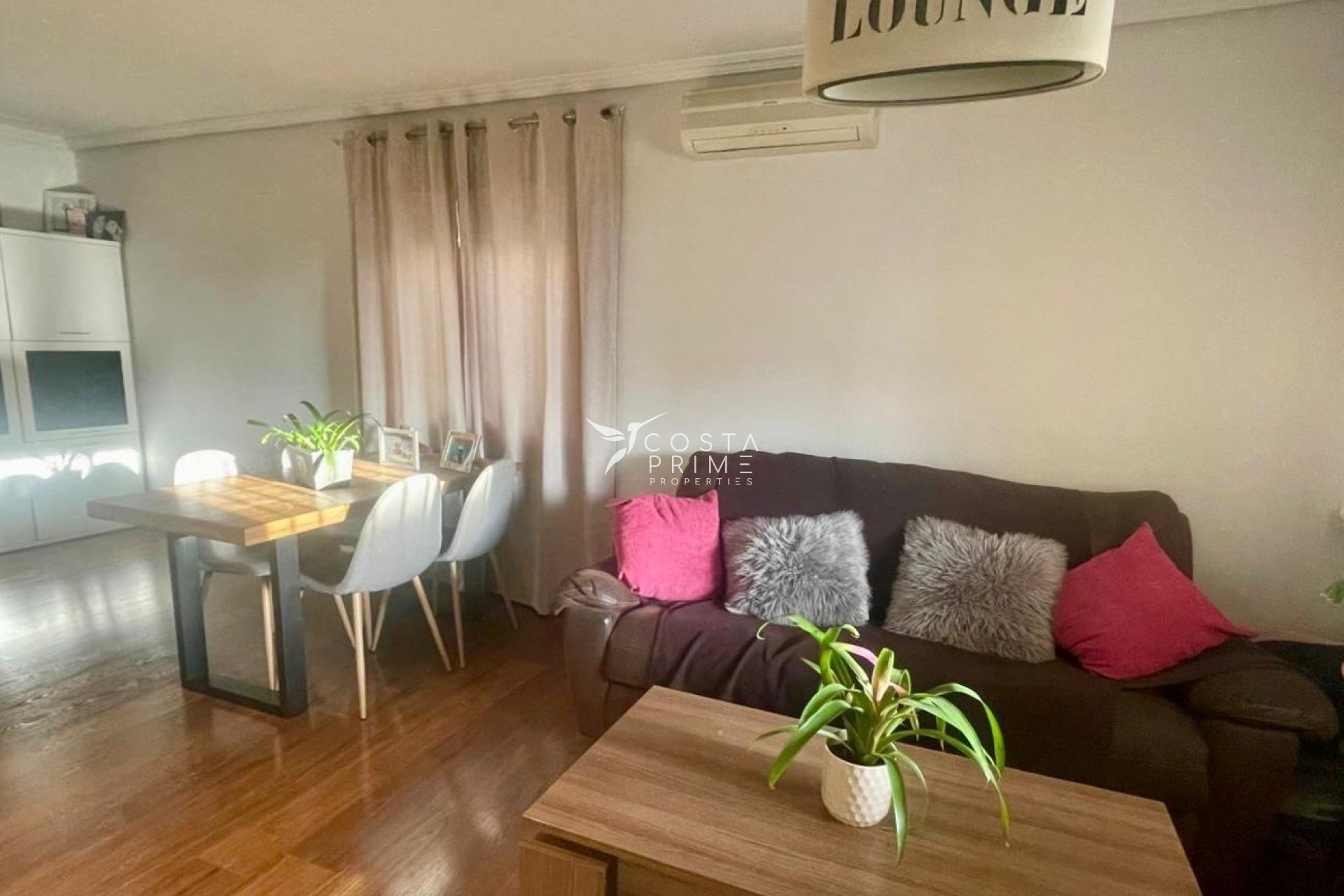 Resale - Townhouse / Semi - Polop