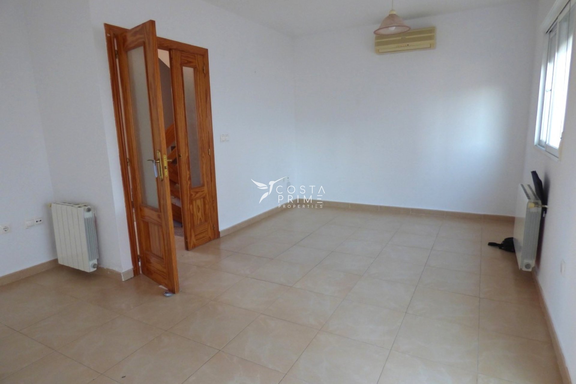 Resale - Townhouse / Semi - Polop