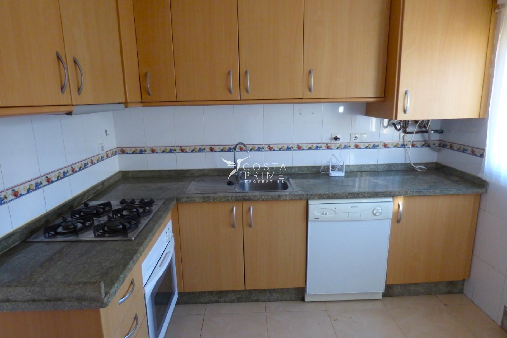 Resale - Townhouse / Semi - Polop