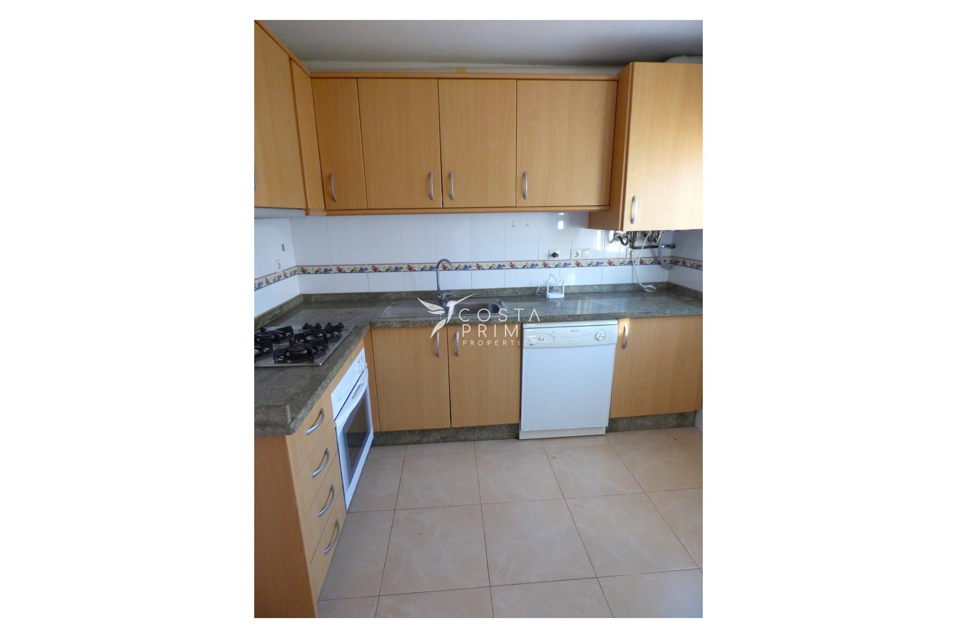 Resale - Townhouse / Semi - Polop