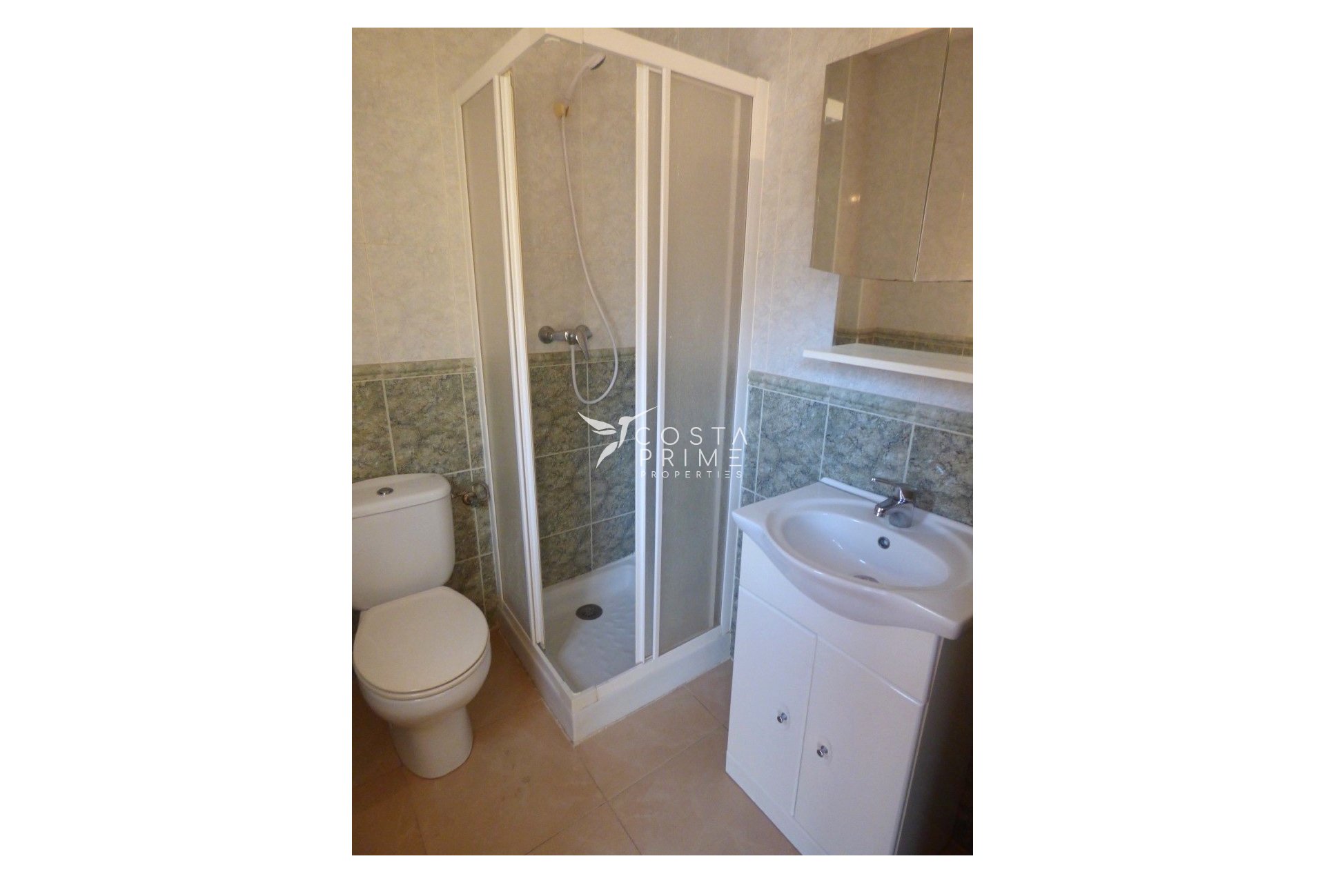 Resale - Townhouse / Semi - Polop