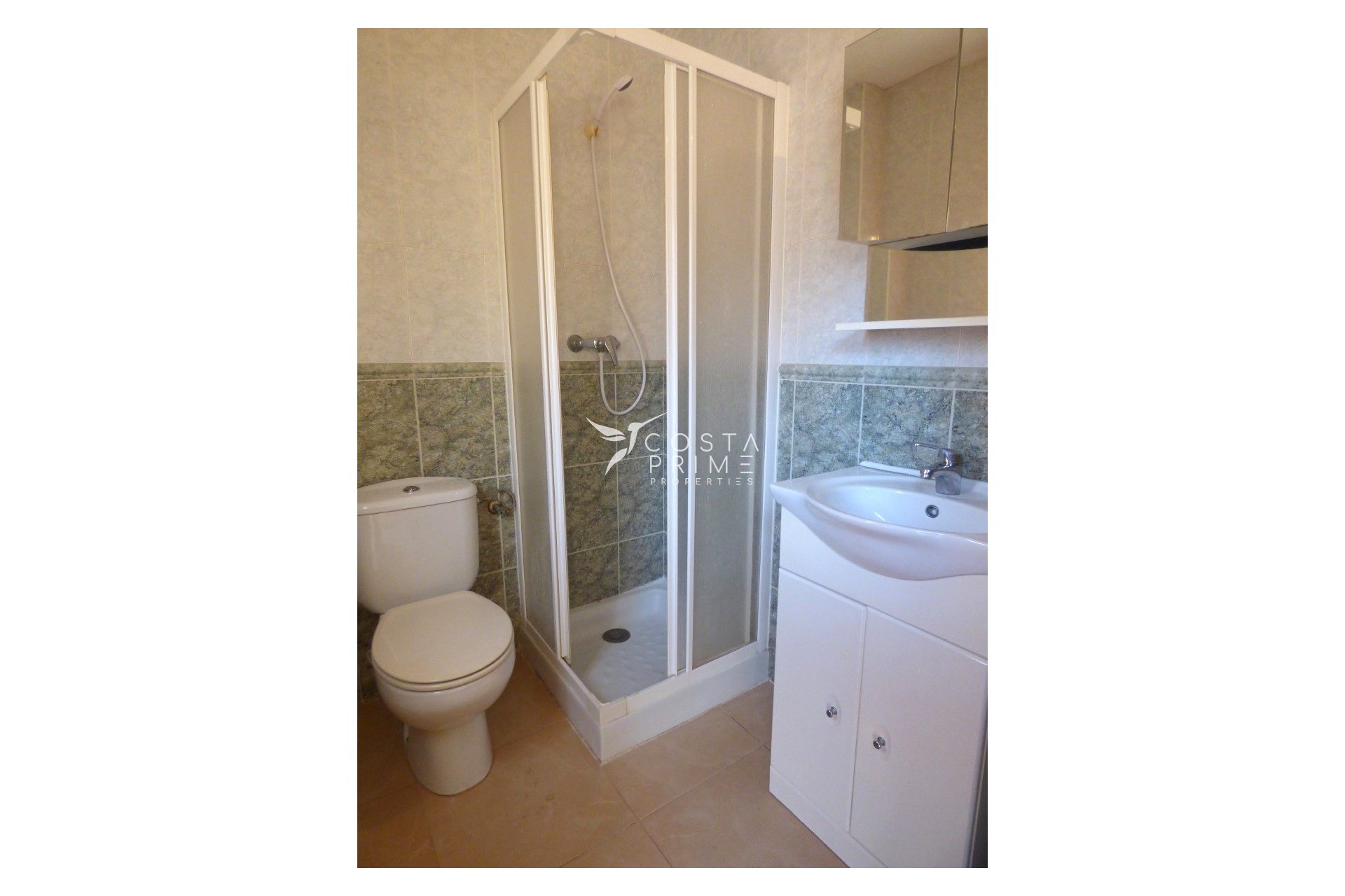 Resale - Townhouse / Semi - Polop