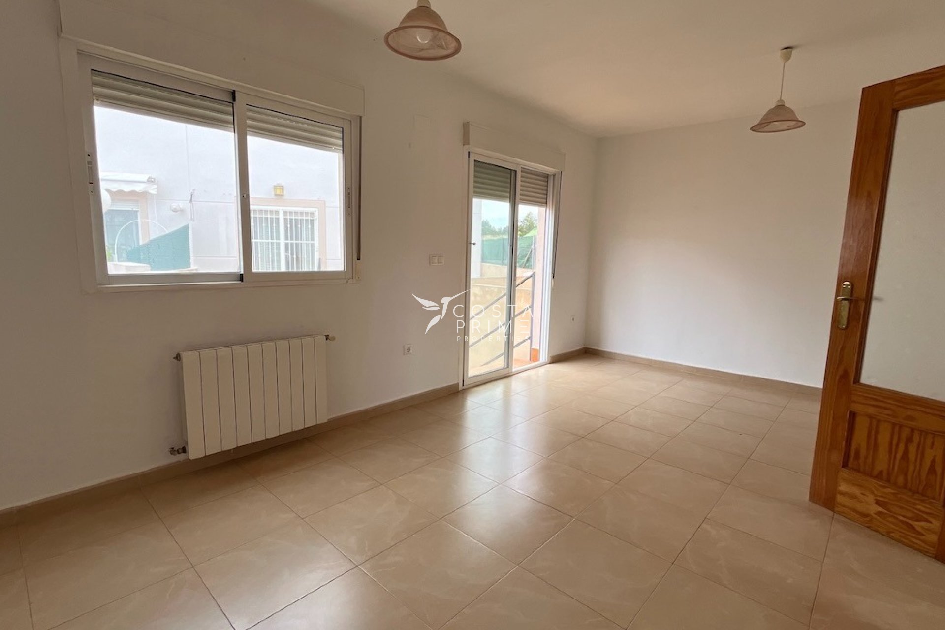 Resale - Townhouse / Semi - Polop