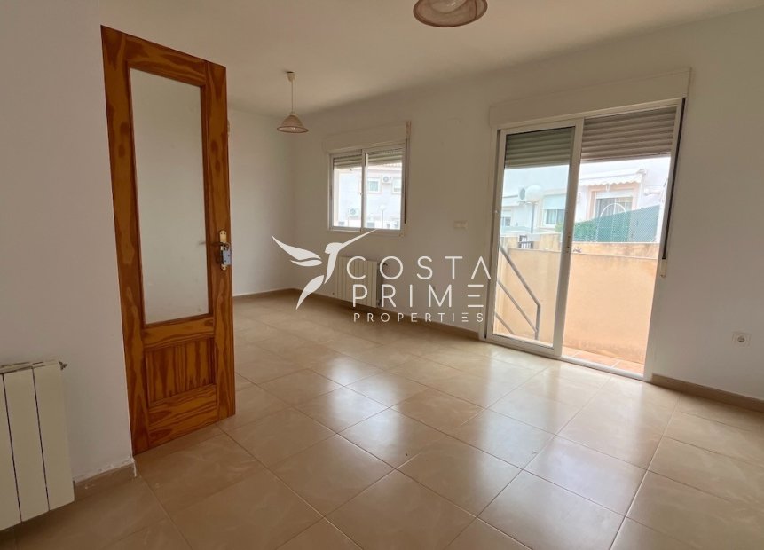 Resale - Townhouse / Semi - Polop