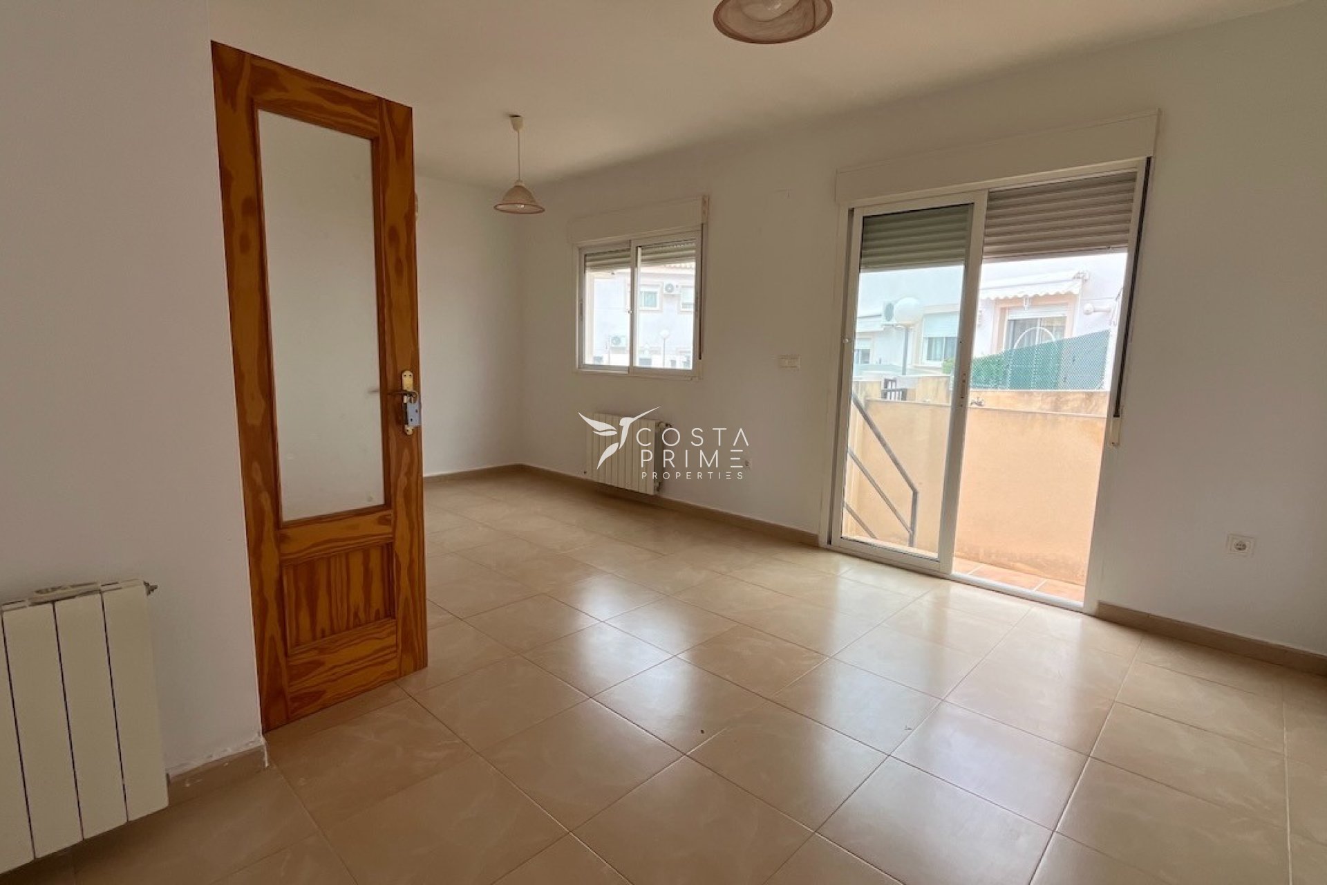 Resale - Townhouse / Semi - Polop