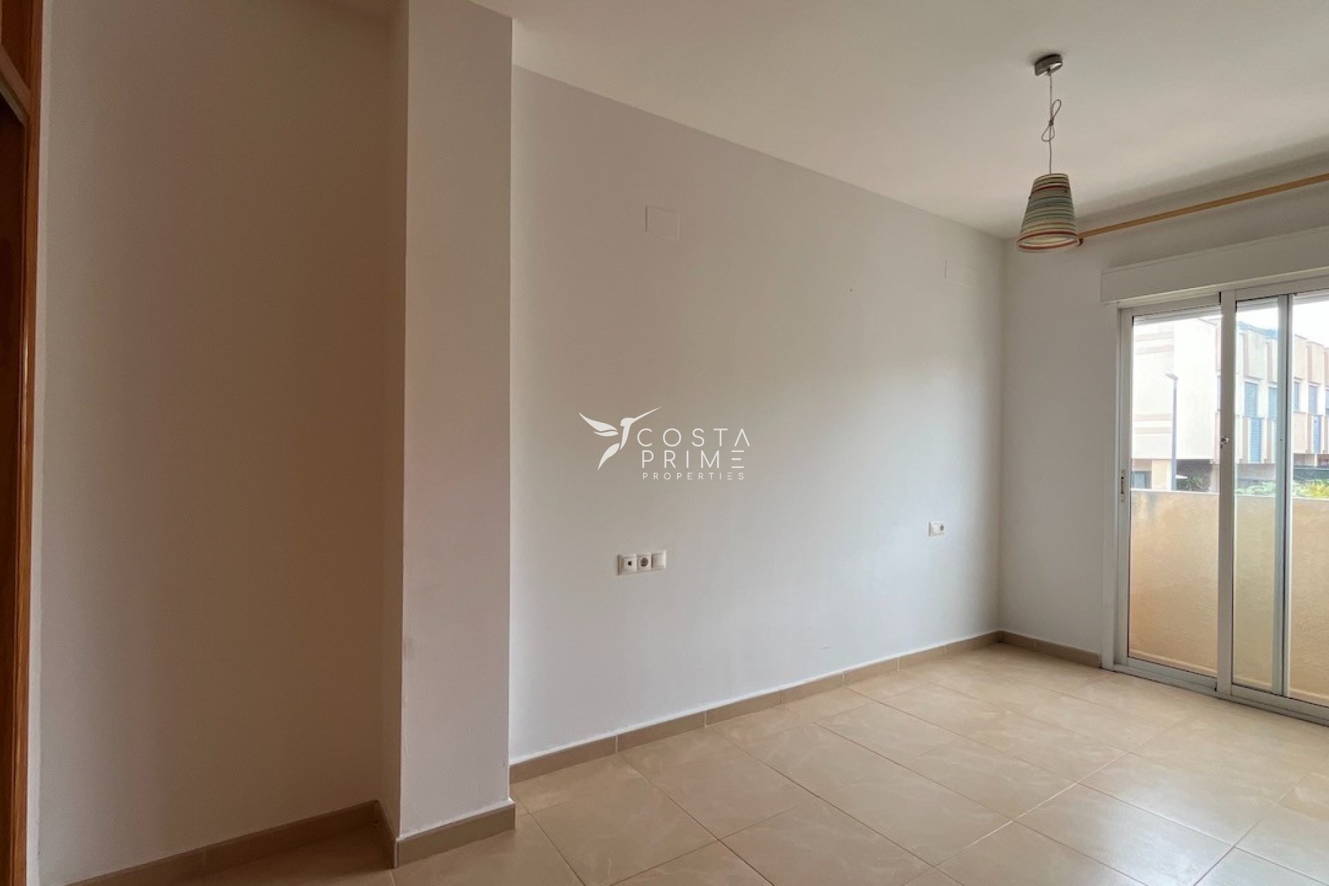 Resale - Townhouse / Semi - Polop