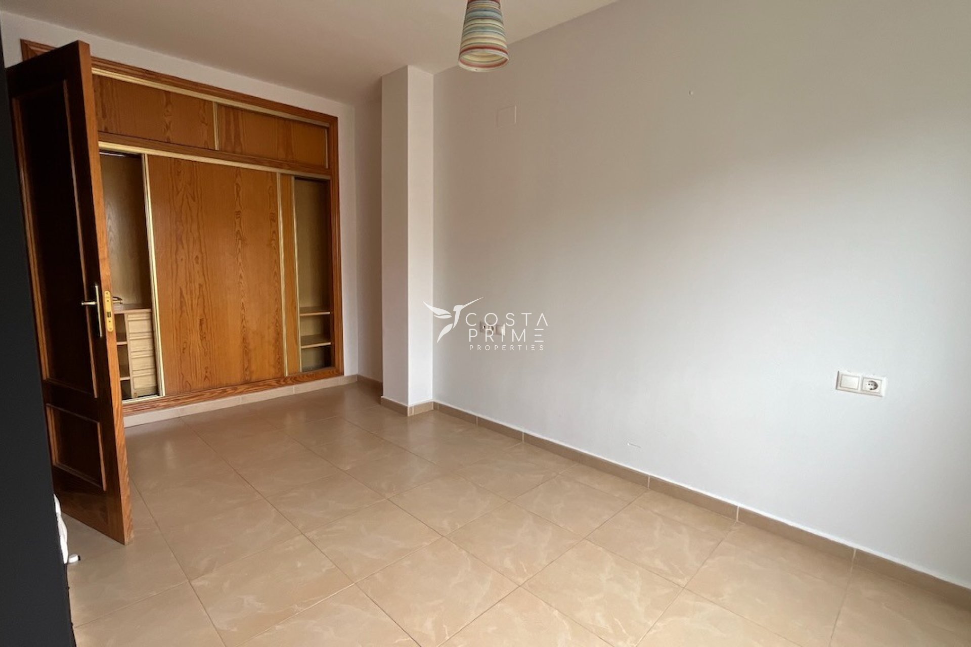 Resale - Townhouse / Semi - Polop