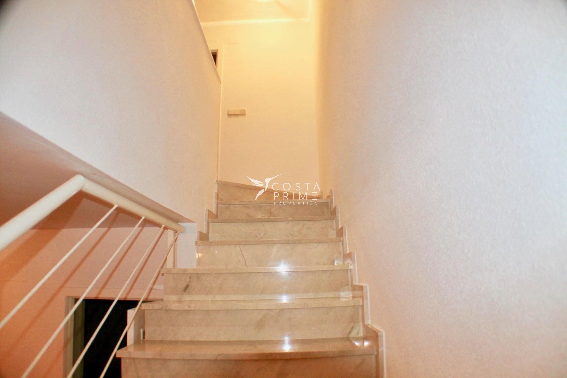 Resale - Townhouse / Semi - Relleu