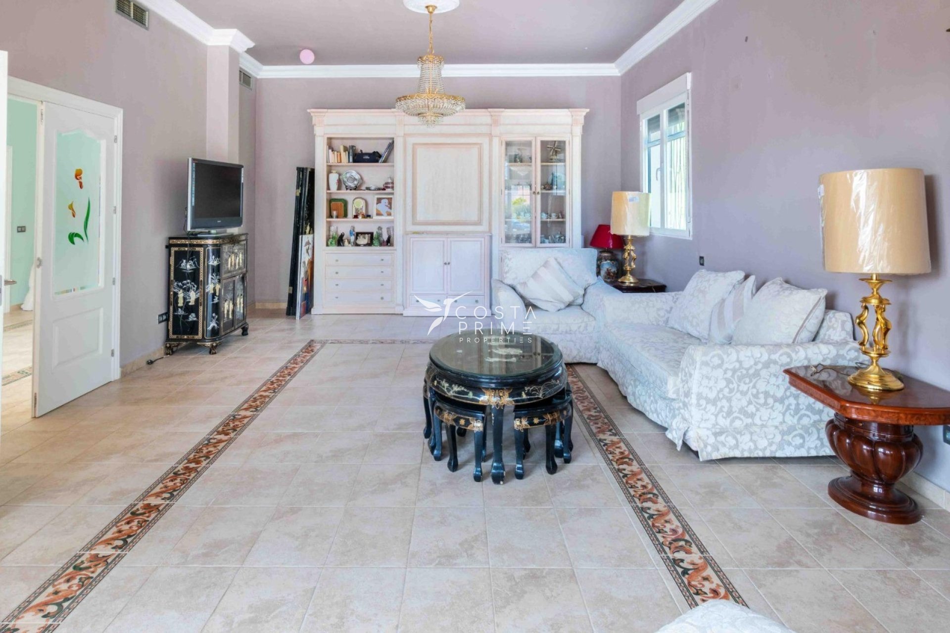 Resale - Villa  - Albir