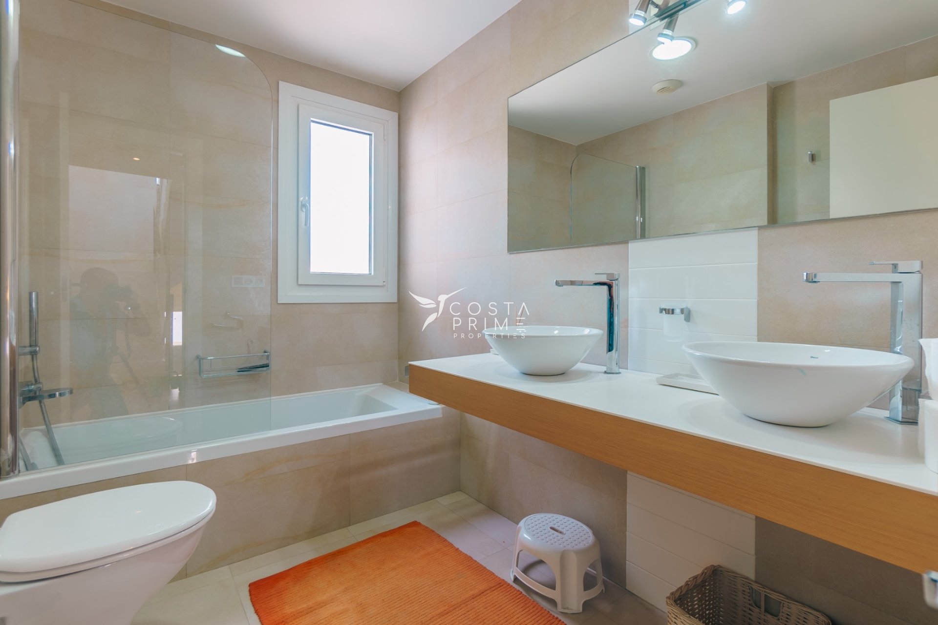 Resale - Villa  - Albir