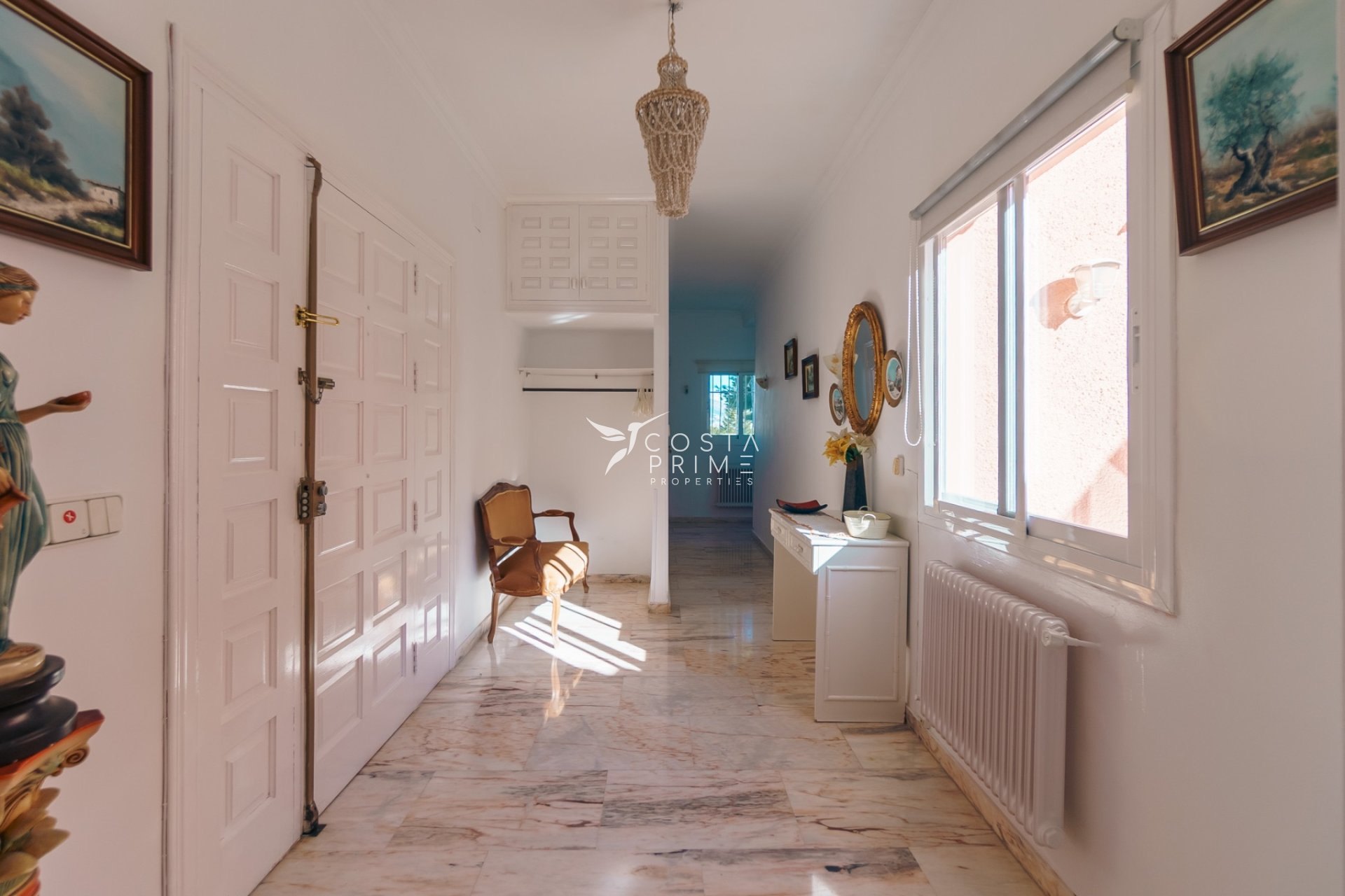 Resale - Villa  - Albir