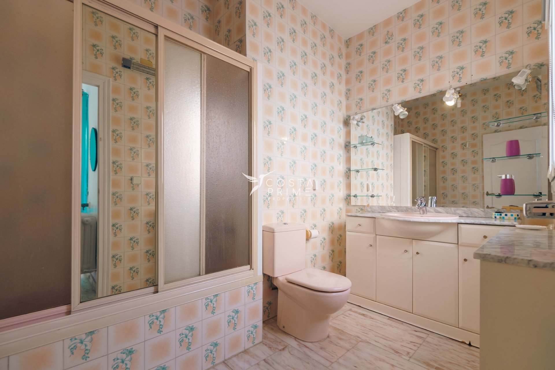 Resale - Villa  - Albir