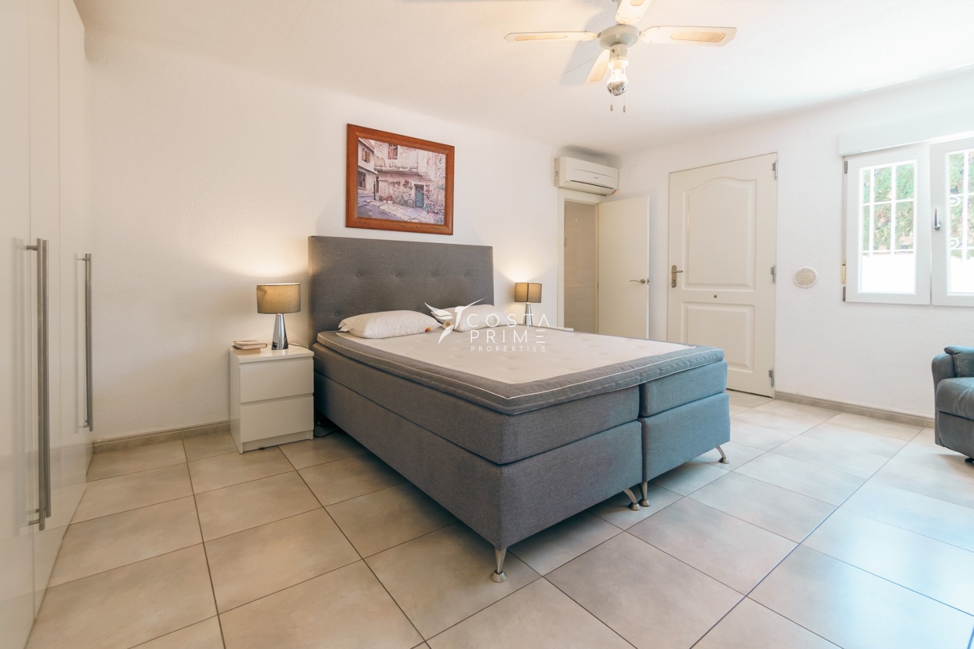 Resale - Villa  - Albir