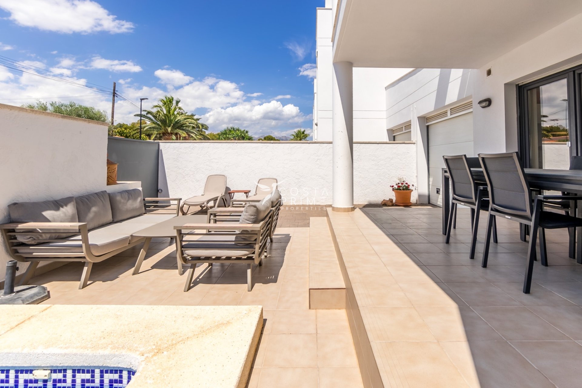 Resale - Villa  - Albir