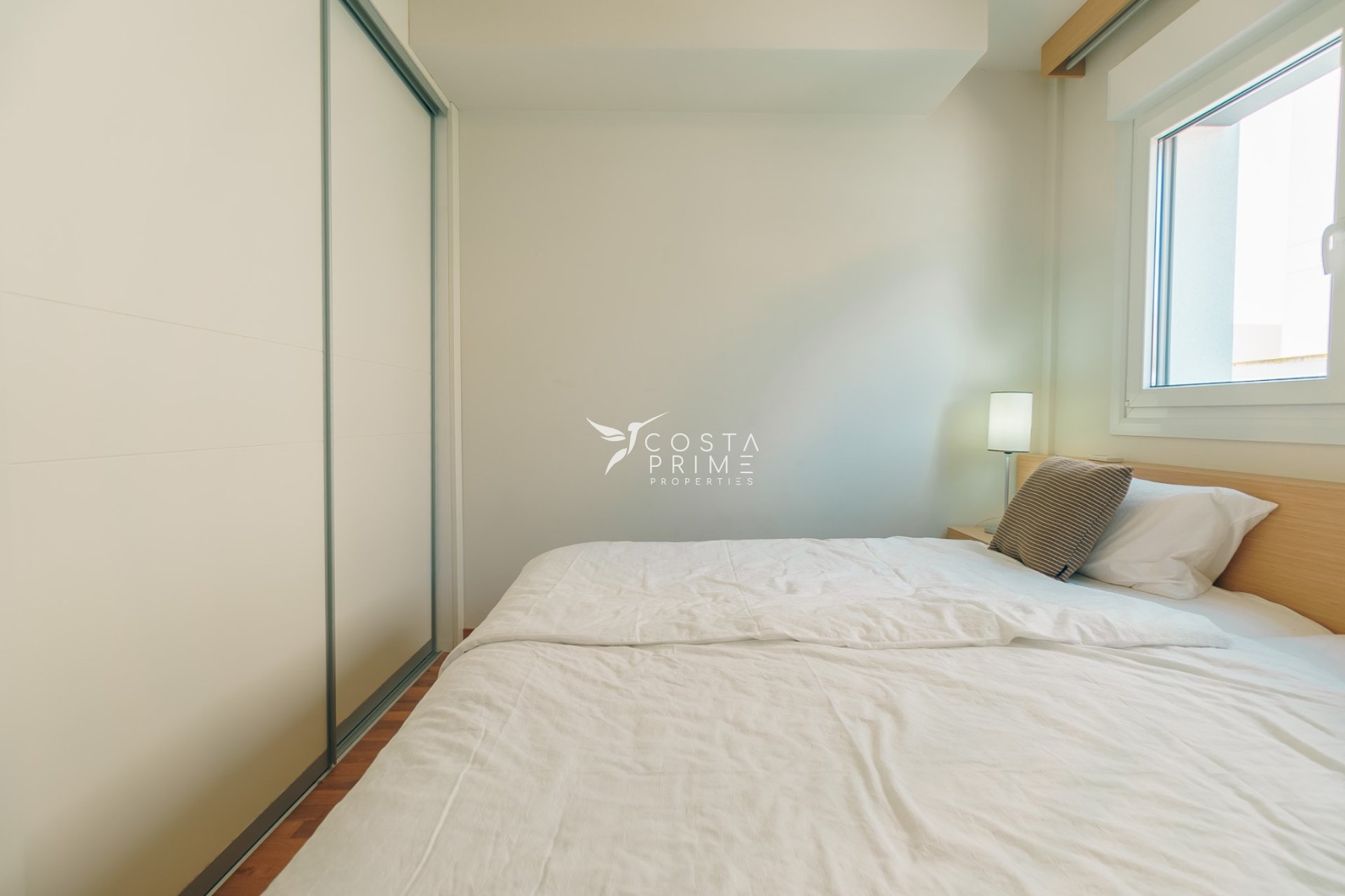 Resale - Villa  - Albir